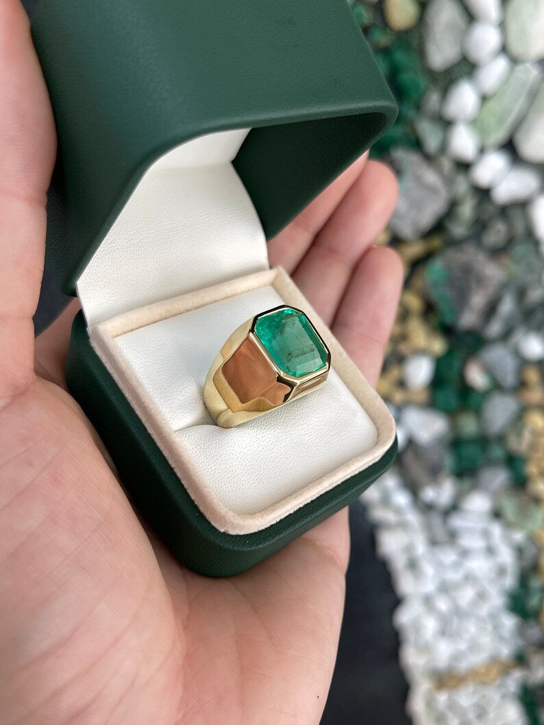 8.51ct 18K Gold AAA Top Quality Huge Bezel Set Men's Emerald Solitaire Signet Pinky Ring - Perfect for Wedding Bands, Anniversary Gifts & Luxury Jewelry Collection