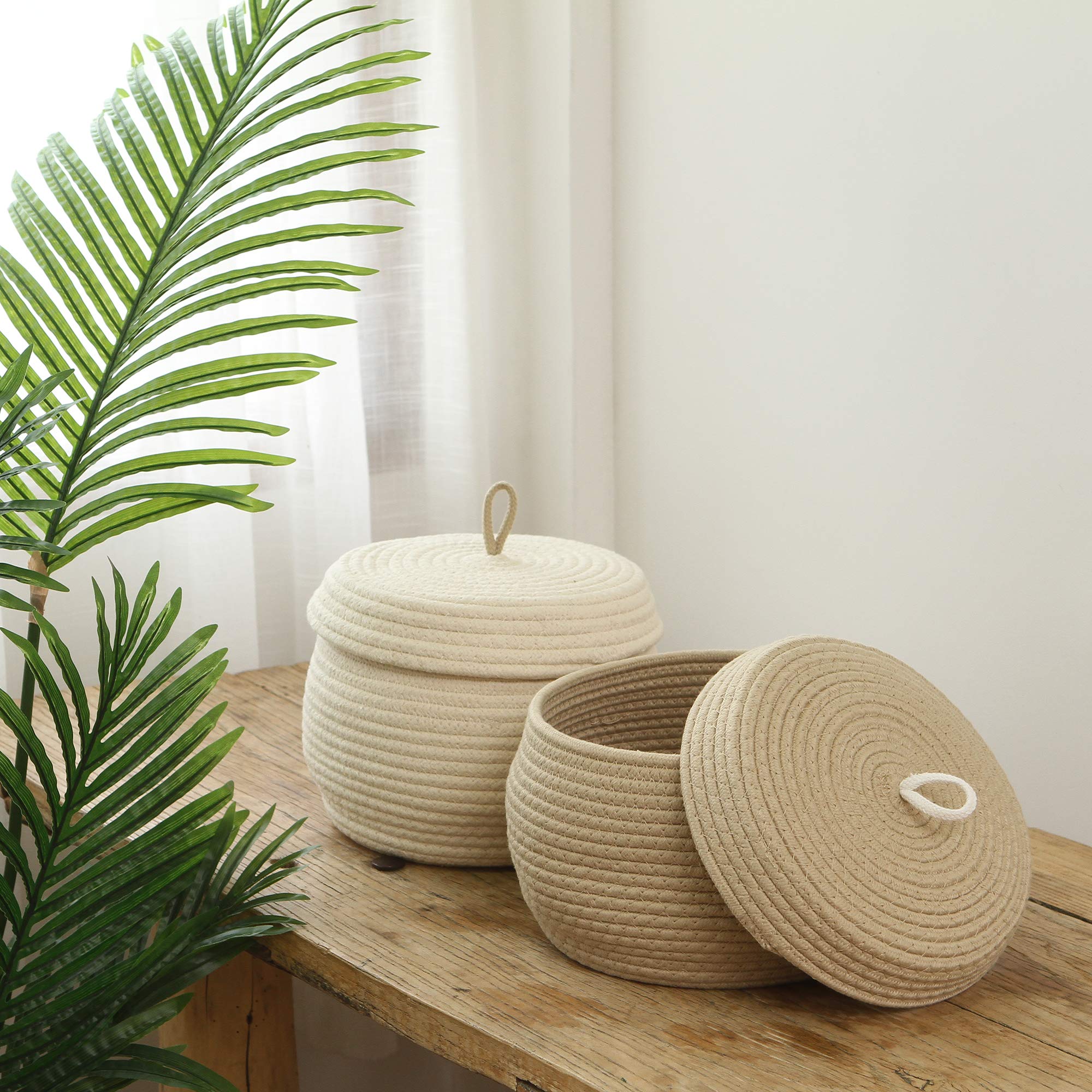 Sea Team Round Cotton Rope Storage Basket with Lid - Decorative Woven Organizer Bin for Home, Nursery & Office - Perfect for Snacks, Towels, Plants & Toys - 10 x 7.5 Inches Small Khaki Container