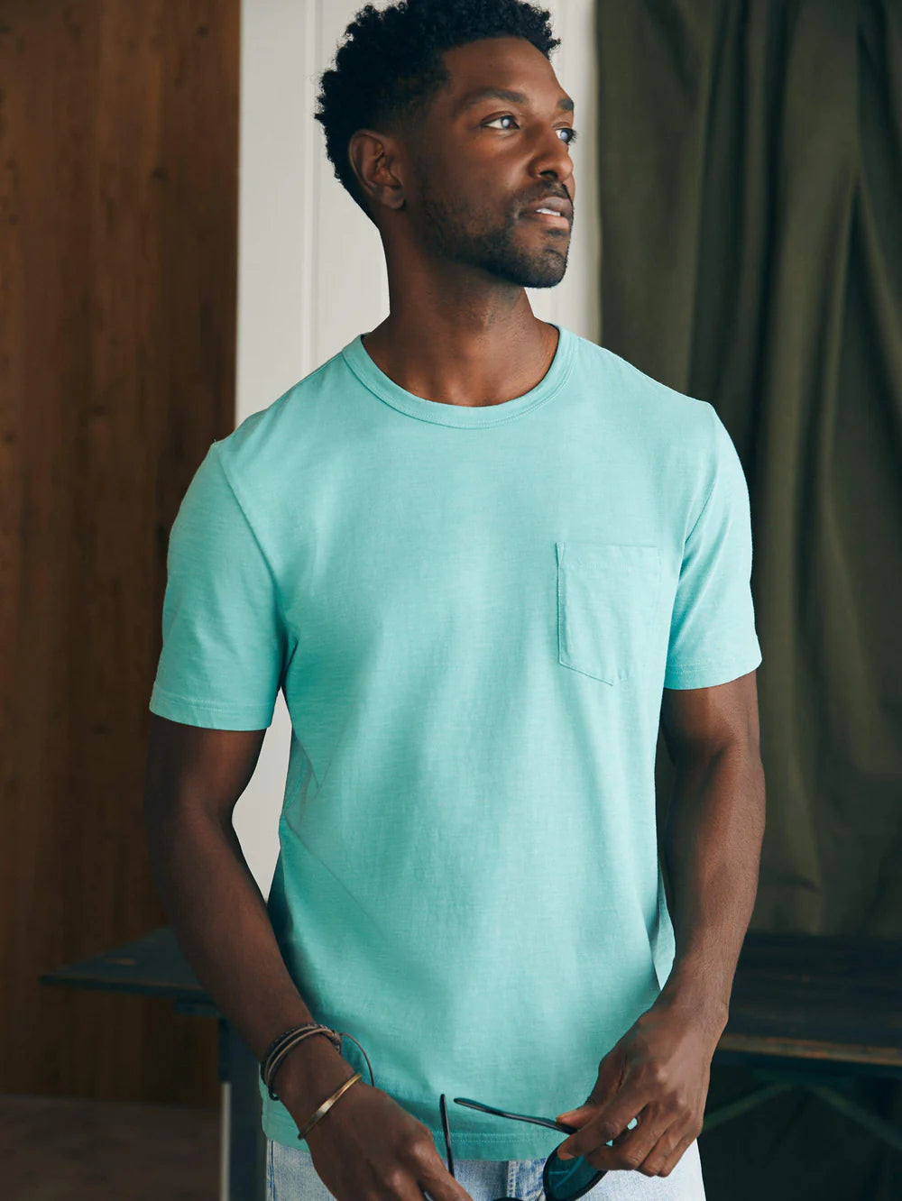 FAHERTY Men's Sunwashed Pocket Short Sleeve T-Shirt - Soft Cotton Casual Tee for Summer, Beach, and Everyday Wear