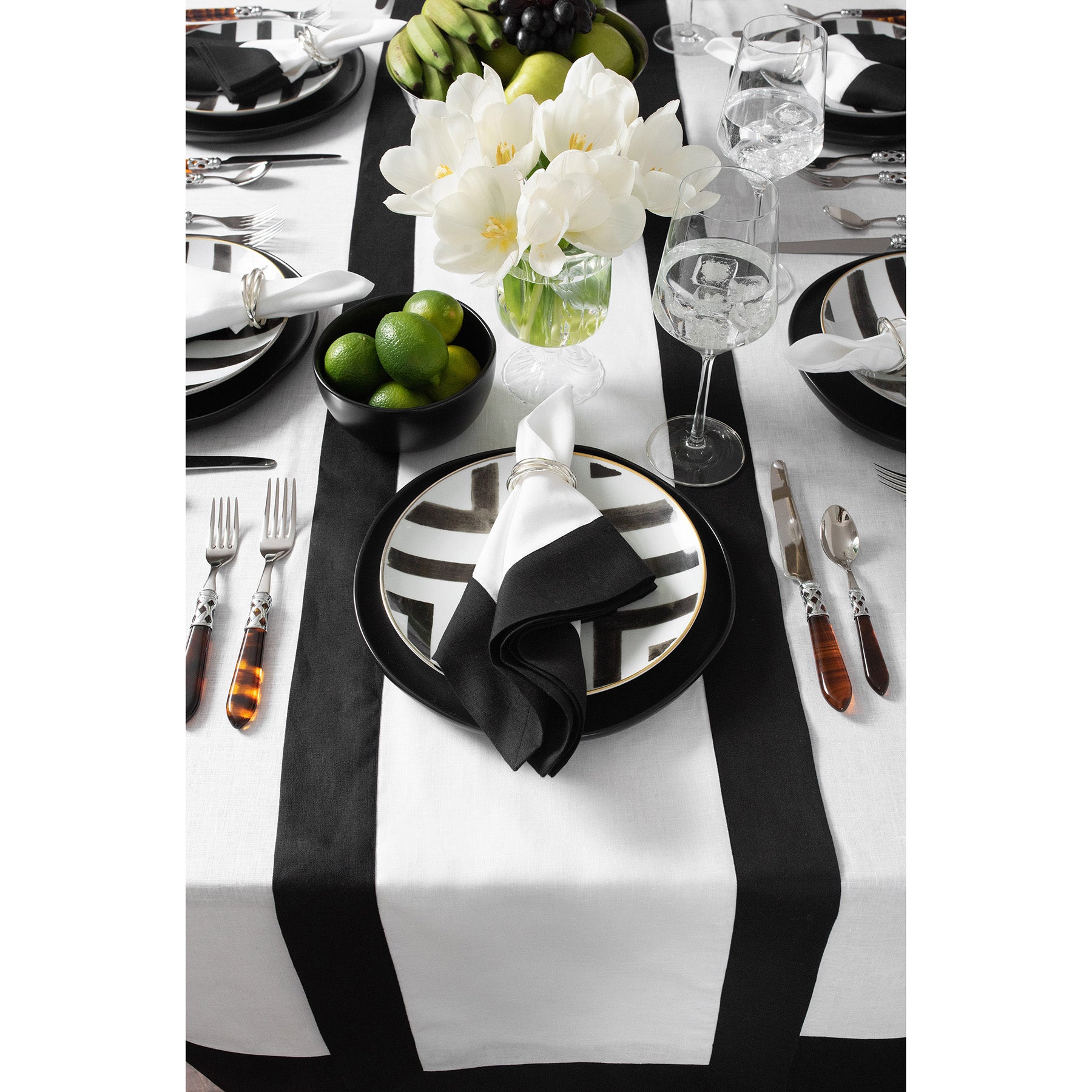 Stylish Contempo Table Runner for Dining & Decor - Perfect for Holidays, Weddings & Home Decor