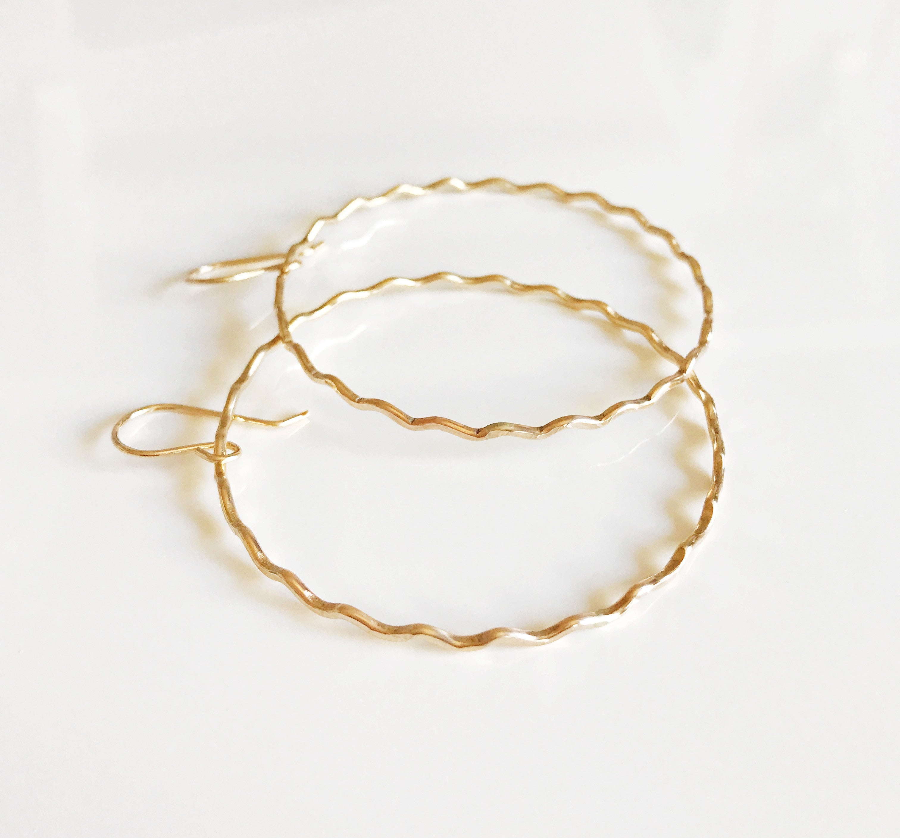 UNAHI E430 Elegant Dangle Earrings for Women - Trendy Fashion Jewelry for Parties, Weddings & Everyday Wear