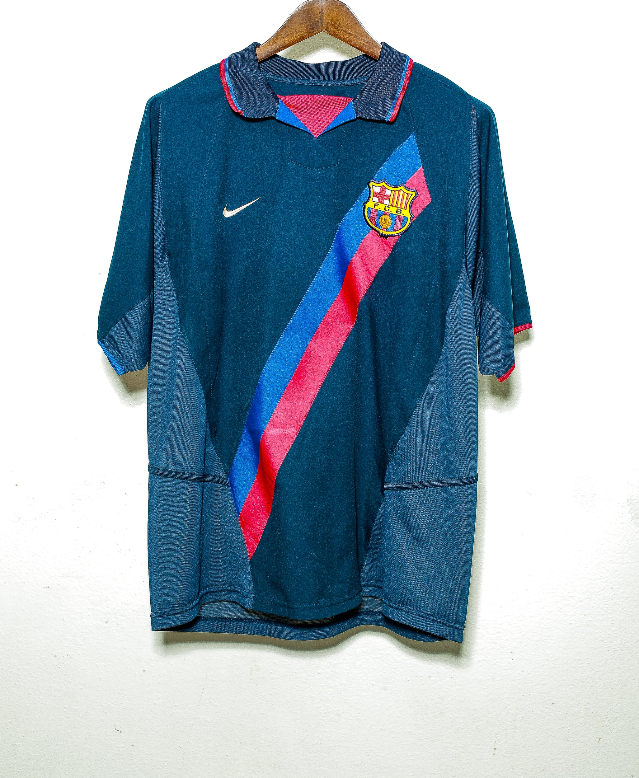 Authentic 2003 FC Barcelona Third Jersey #10 Ronaldinho (Large) - Vintage Soccer Shirt for Fans, Collectors & Match Days