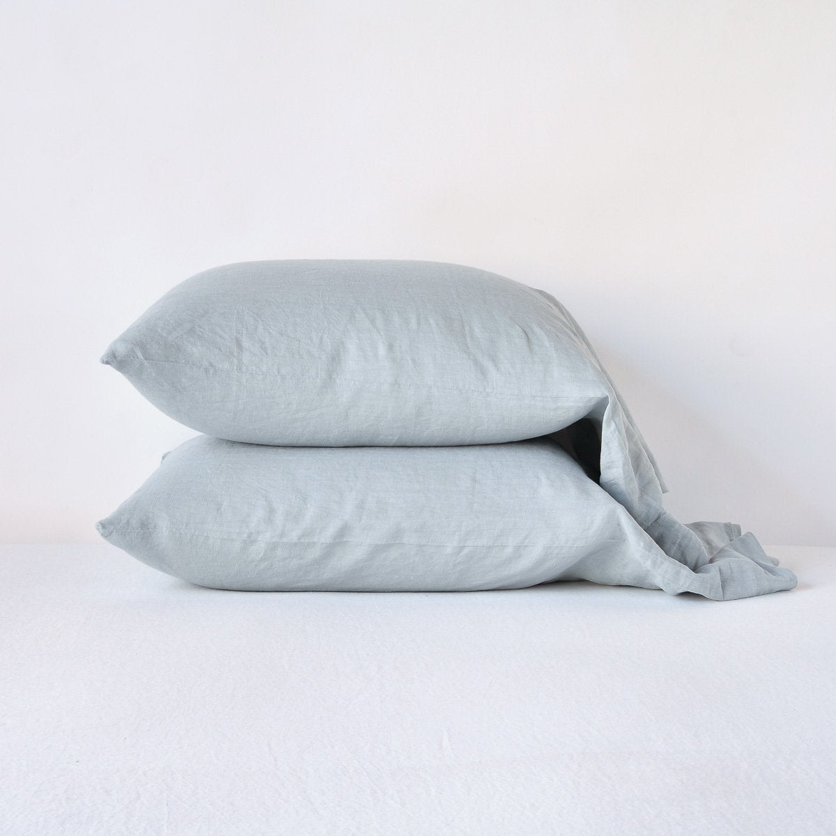 Premium 100% Linen Standard Pillowcase (Single) - Breathable & Hypoallergenic Bedding for Hot Sleepers & Sensitive Skin - Perfect for Home, Hotel, or Travel Use