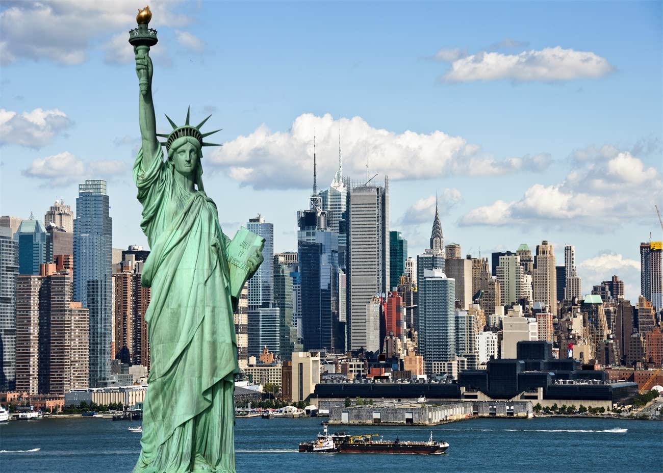 8x6ft Statue of Liberty Fabric Backdrop - New York City Skyline Photography Background for Independence Day, Patriotic Party Decor, Photo Booth Banner, Kids & Adults Room Decoration | Perfect for 4th of July Celebrations, Birthday Parties, and Themed Events
