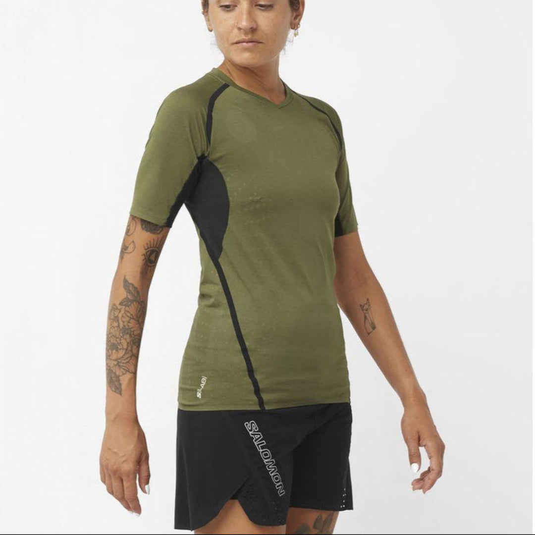 Salomon Women's S/LAB Speed Tee - Lightweight Running Shirt (Grape Leaf) for Trail Running & Outdoor Activities