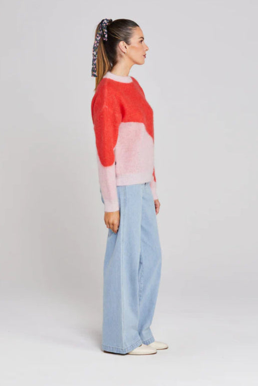 Pink Split Pinky Tomato Wool Jumper for Women - Cozy Winter Sweater for Casual Outfits & Cold Weather Fashion
