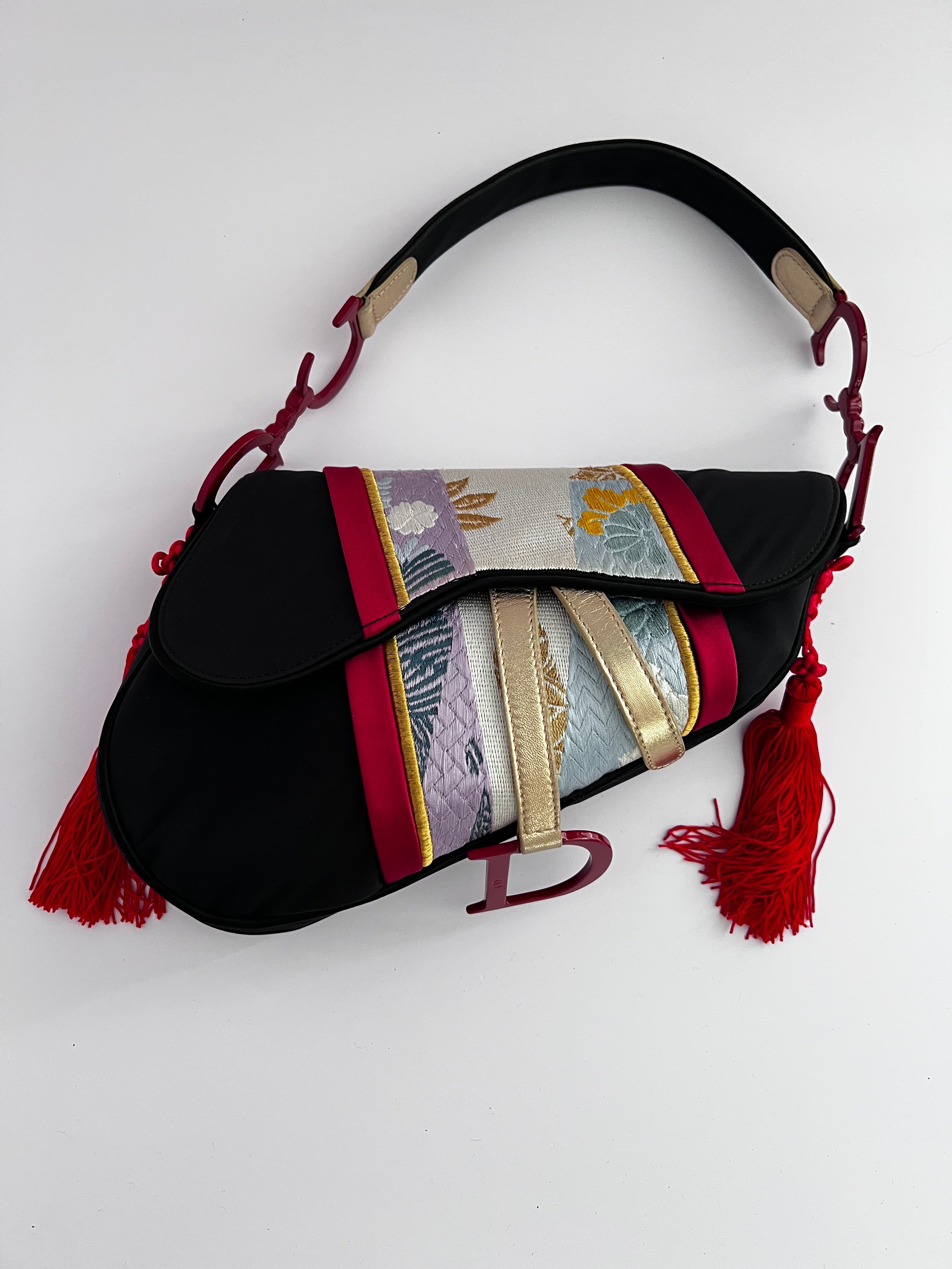 Dior Saddle Bag - Authentic Luxury Handbag for Women - Fashionable Crossbody Purse - Perfect for Parties, Travel & Everyday Use