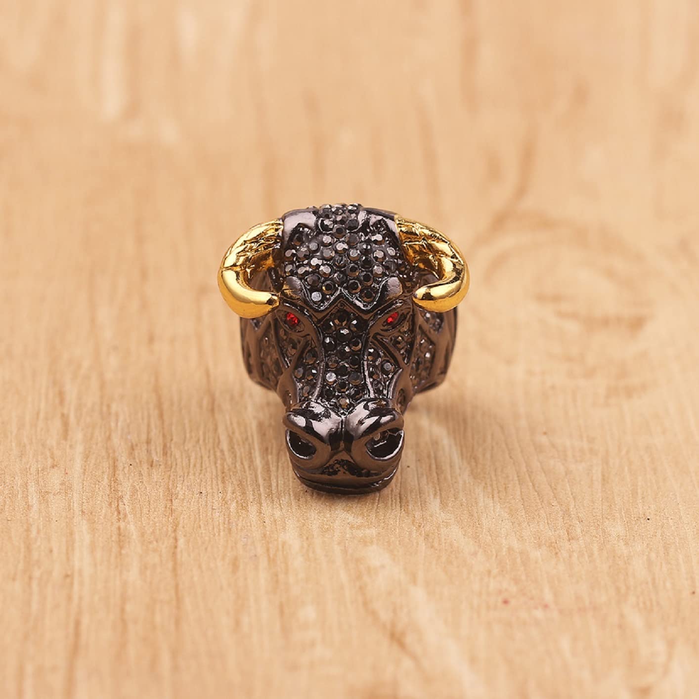 PikaLF Men's Cubic Zirconia Bull Skull Ring with Red Eyes - Punk Animal Jewelry for Men & Boys - Taurus Constellation Amulet, Biker Tribal Style Ring - Perfect for Gifts, Biker Events, and Punk Fashion Accessories