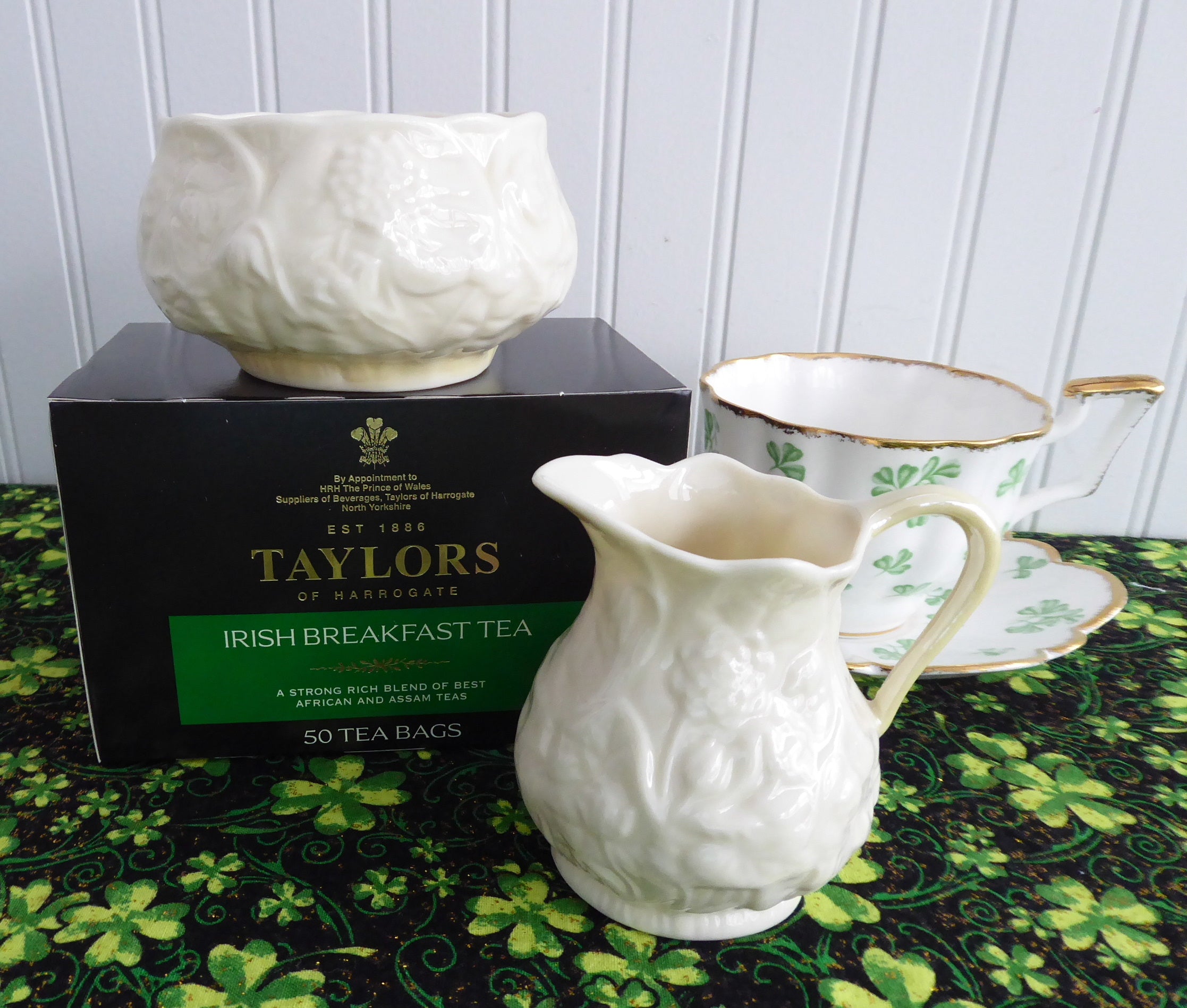Belleek Ireland Cream and Sugar Set - Lotus Bacchus Luster Ceramic Vintage 1981 - Perfect for Afternoon Tea and Collectible Display