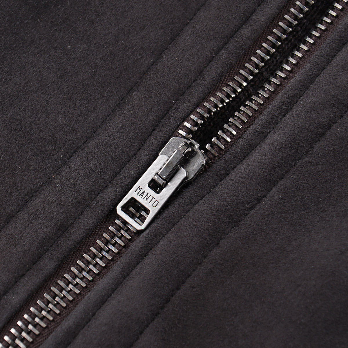 Shearling Leather Vest for Women - Cozy Winter Outerwear Jacket for Casual & Outdoor Activities