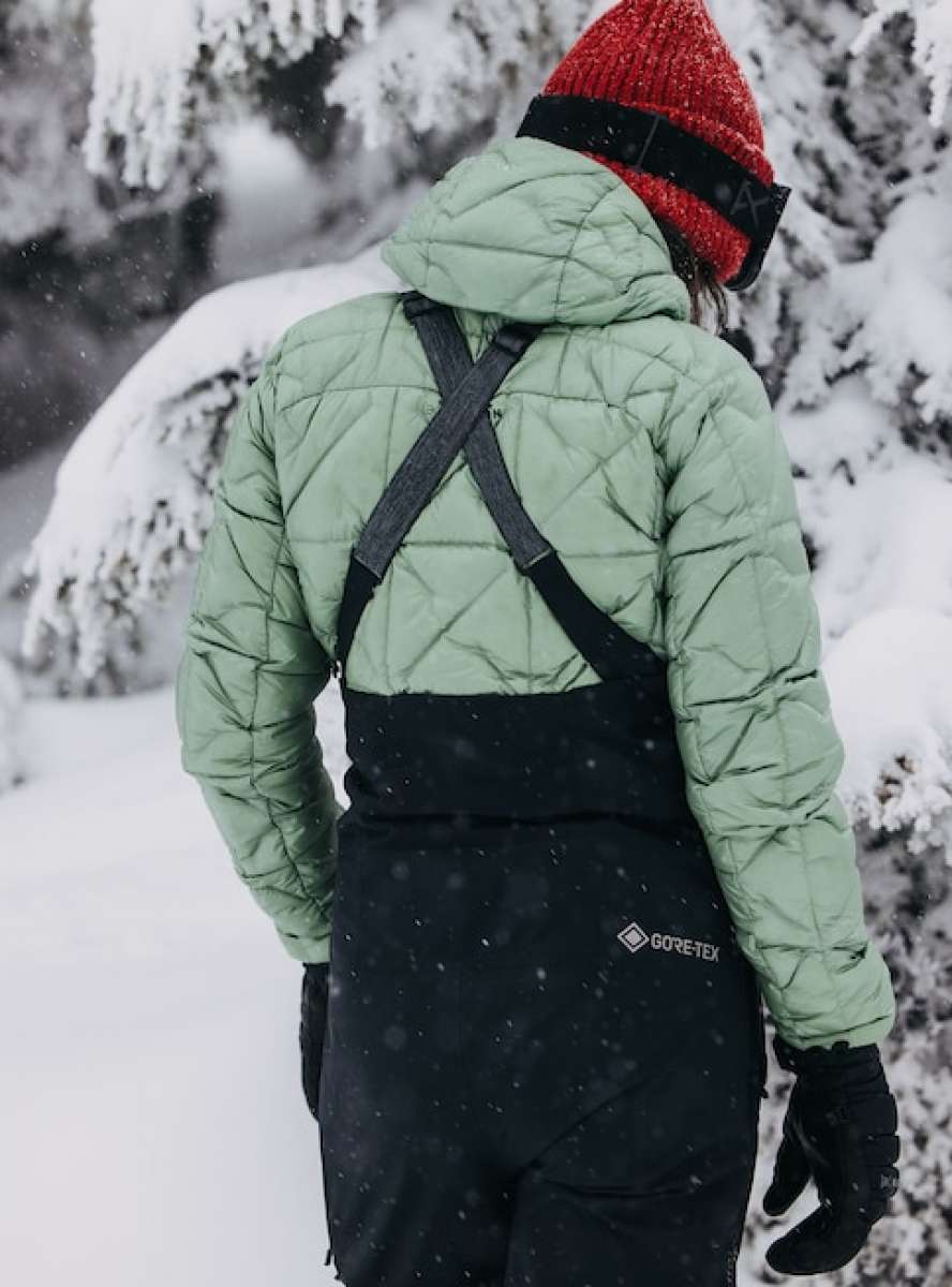 Burton Women's AK Gore-Tex Kimmy Bib Snow Pants 2023 - Waterproof & Insulated Ski Bibs for Women - Perfect for Snowboarding, Skiing & Winter Outdoor Adventures