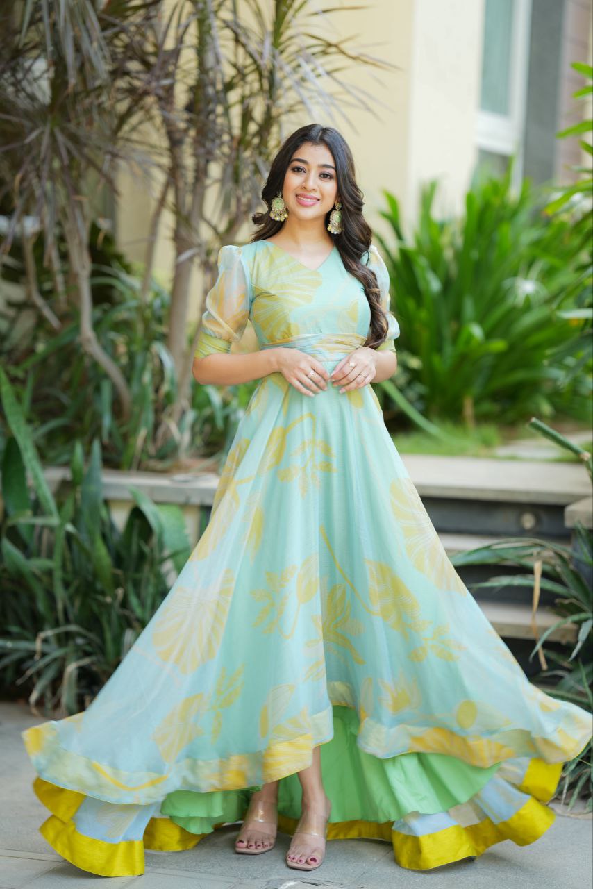 Luxury Designer Party Gowns for Women - Elegant Evening Dresses for Prom, Wedding & Special Occasions | DD549 Collection