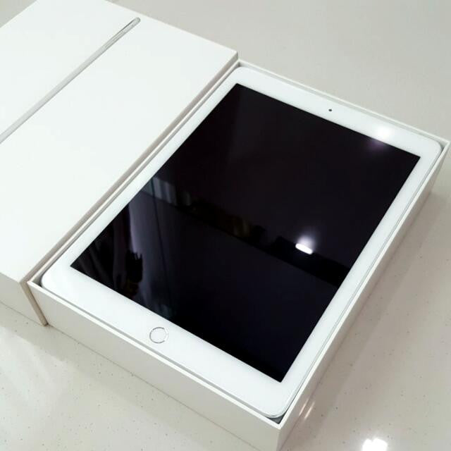 Apple iPad Air 2 16GB WiFi Only - Slim & Lightweight Tablet for Work, Study & Entertainment | Perfect for Students, Professionals & Home Use