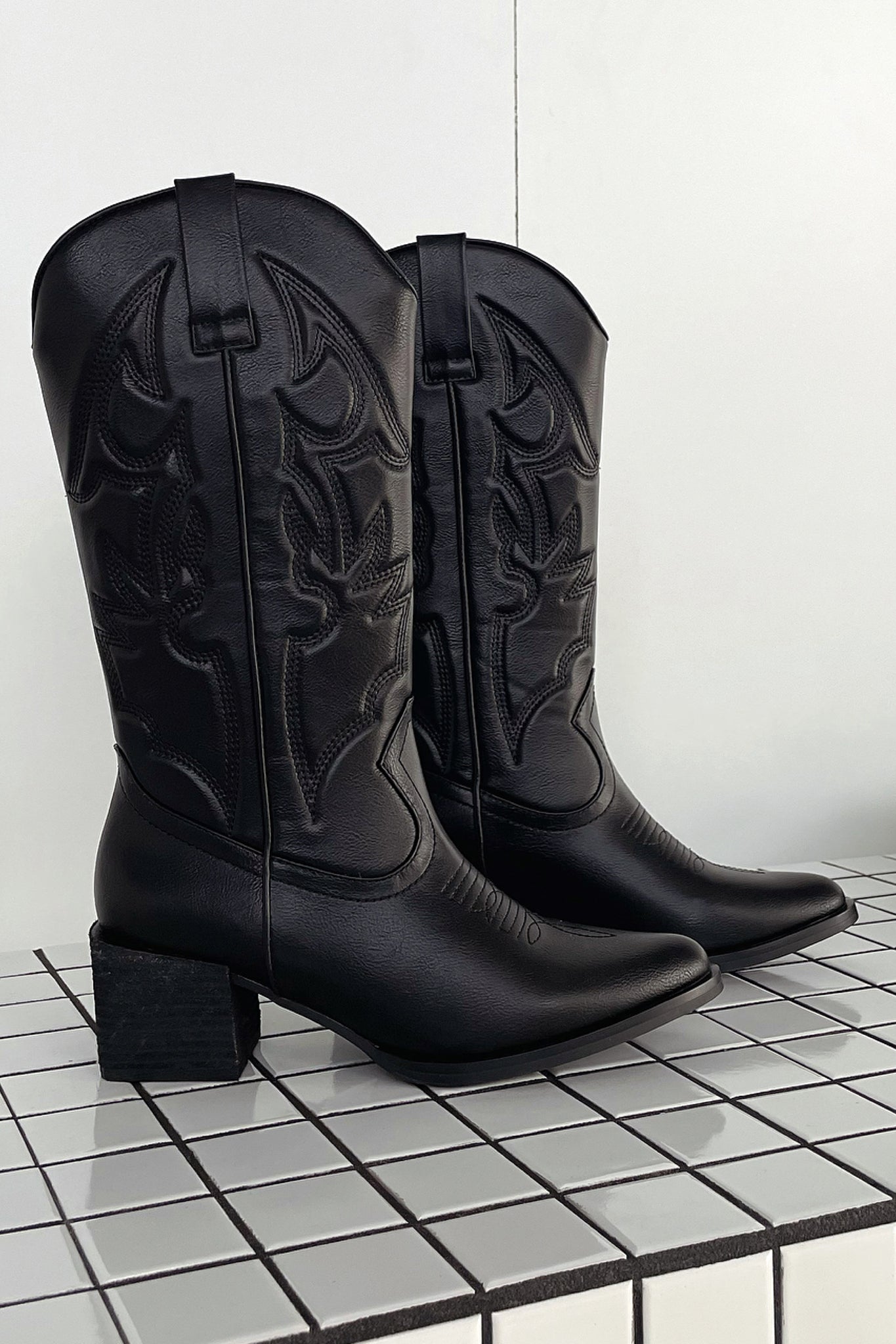 Authentic Jagger Cowboy Boots for Men & Women - Premium Black Leather Western Riding Boots | Perfect for Country Dancing, Rodeos & Casual Wear