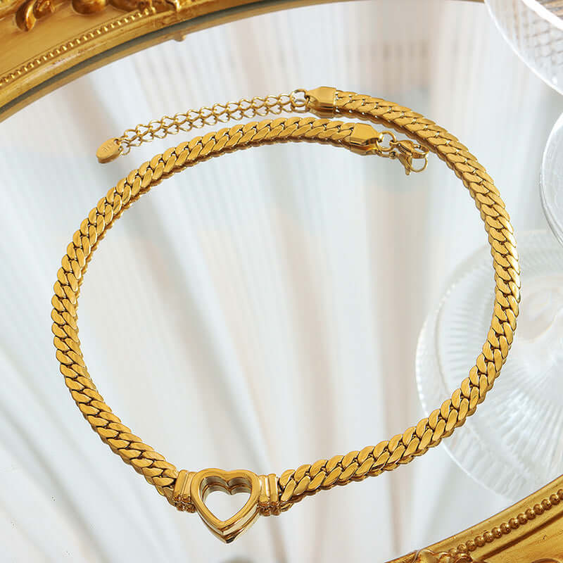 18K Gold Curb Chain Heart Choker Necklace for Women - Elegant Layered Necklace Jewelry Gift for Valentine's Day, Anniversary & Special Occasions | P621