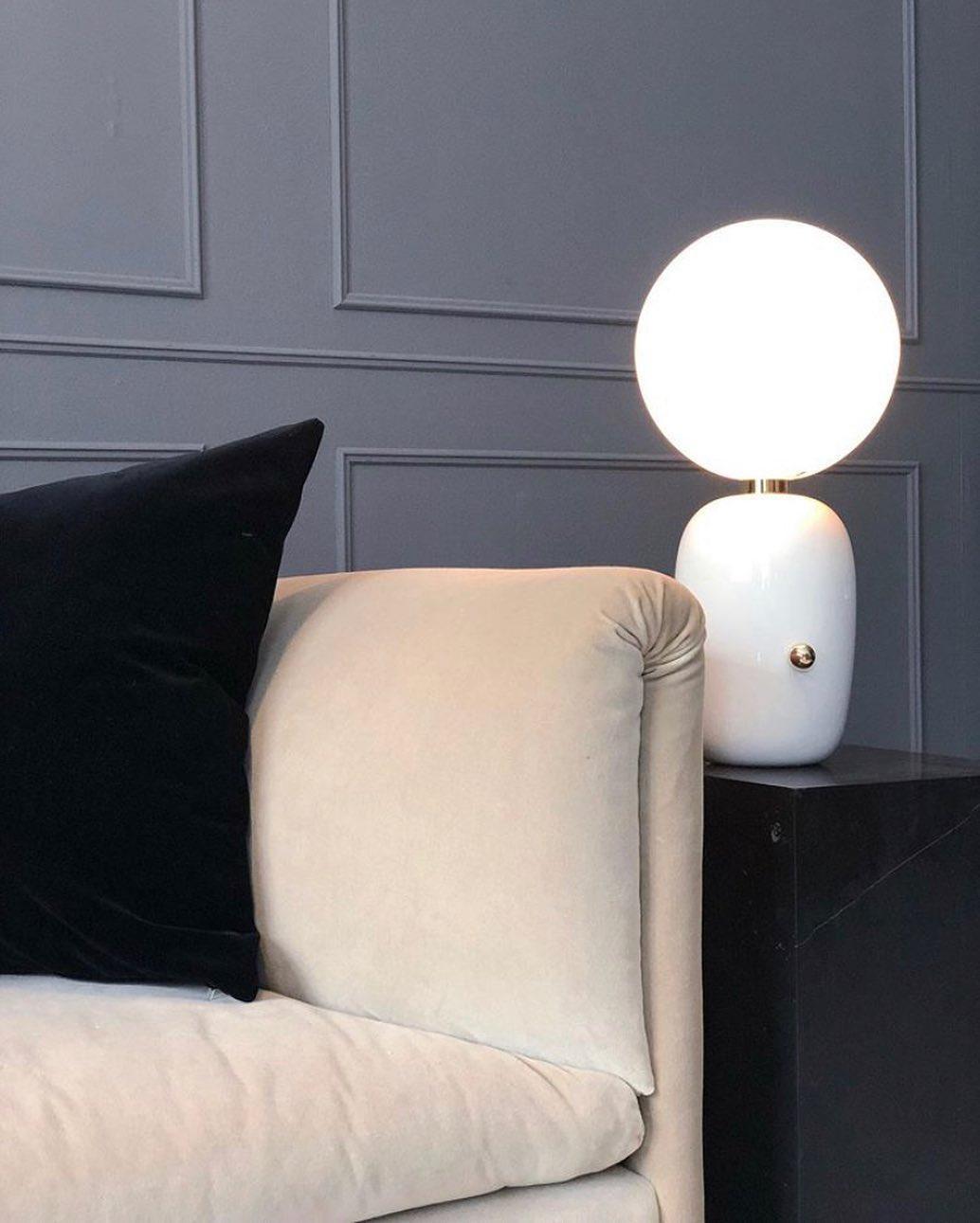 Modern Kade Table Lamp - Adjustable LED Desk Light with USB Port for Home Office, Bedroom & Study - Perfect for Reading, Working & Nightstand Use