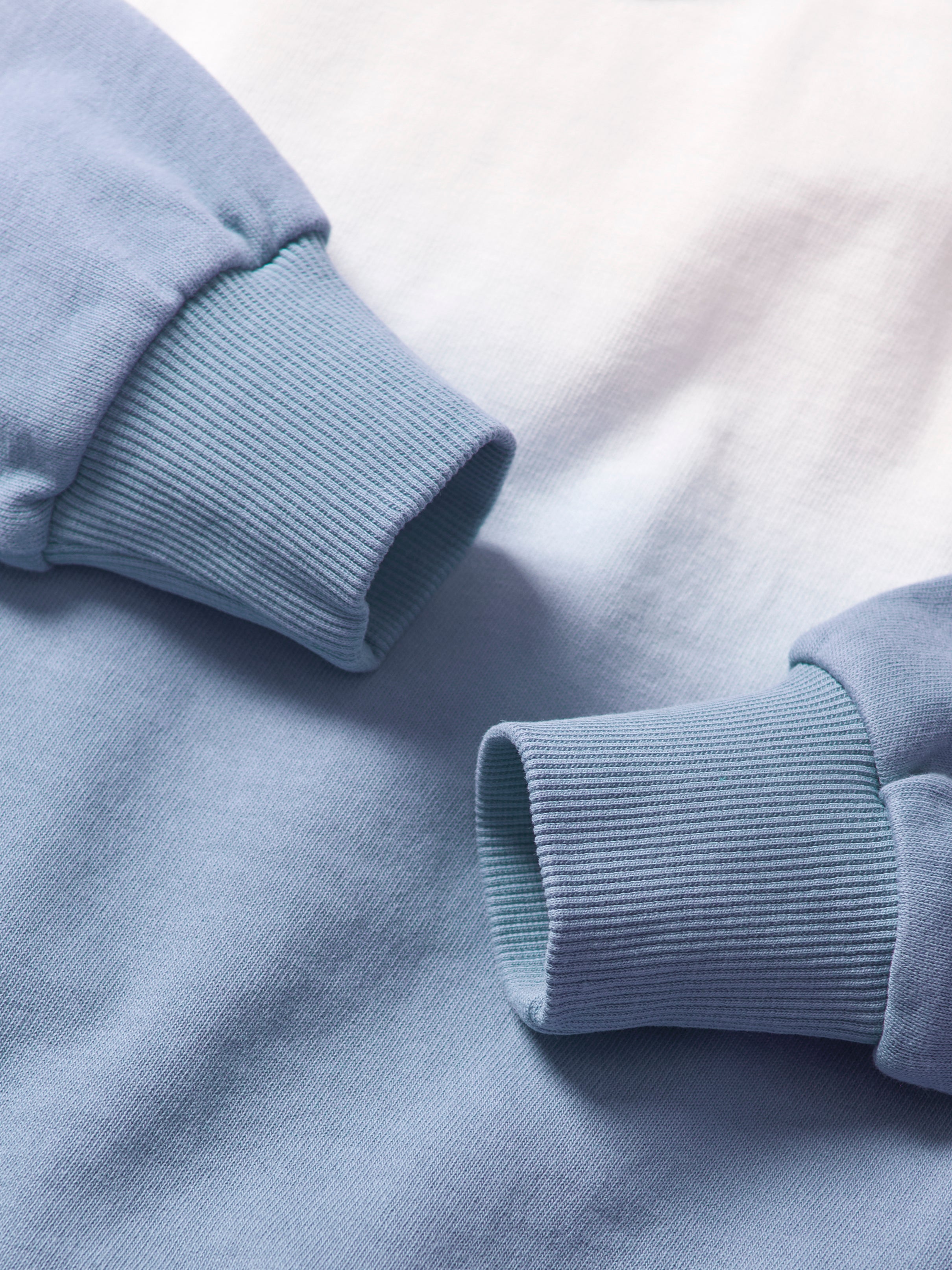 Ombre Lightweight Crewneck Sweatshirt for Women - Soft Blue Gradient Pullover | Perfect for Casual Wear, Layering & Outdoor Activities