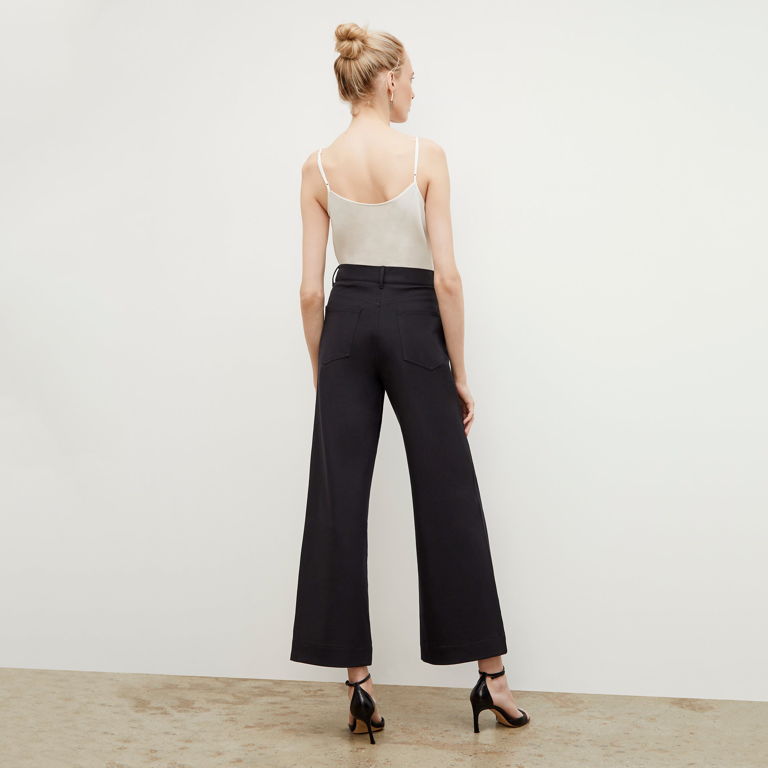 Milo Wide Leg Eco-Friendly Jeans for Women - Sustainable Black Denim Pants - Perfect for Casual Wear, Office Outfits & Street Style Fashion