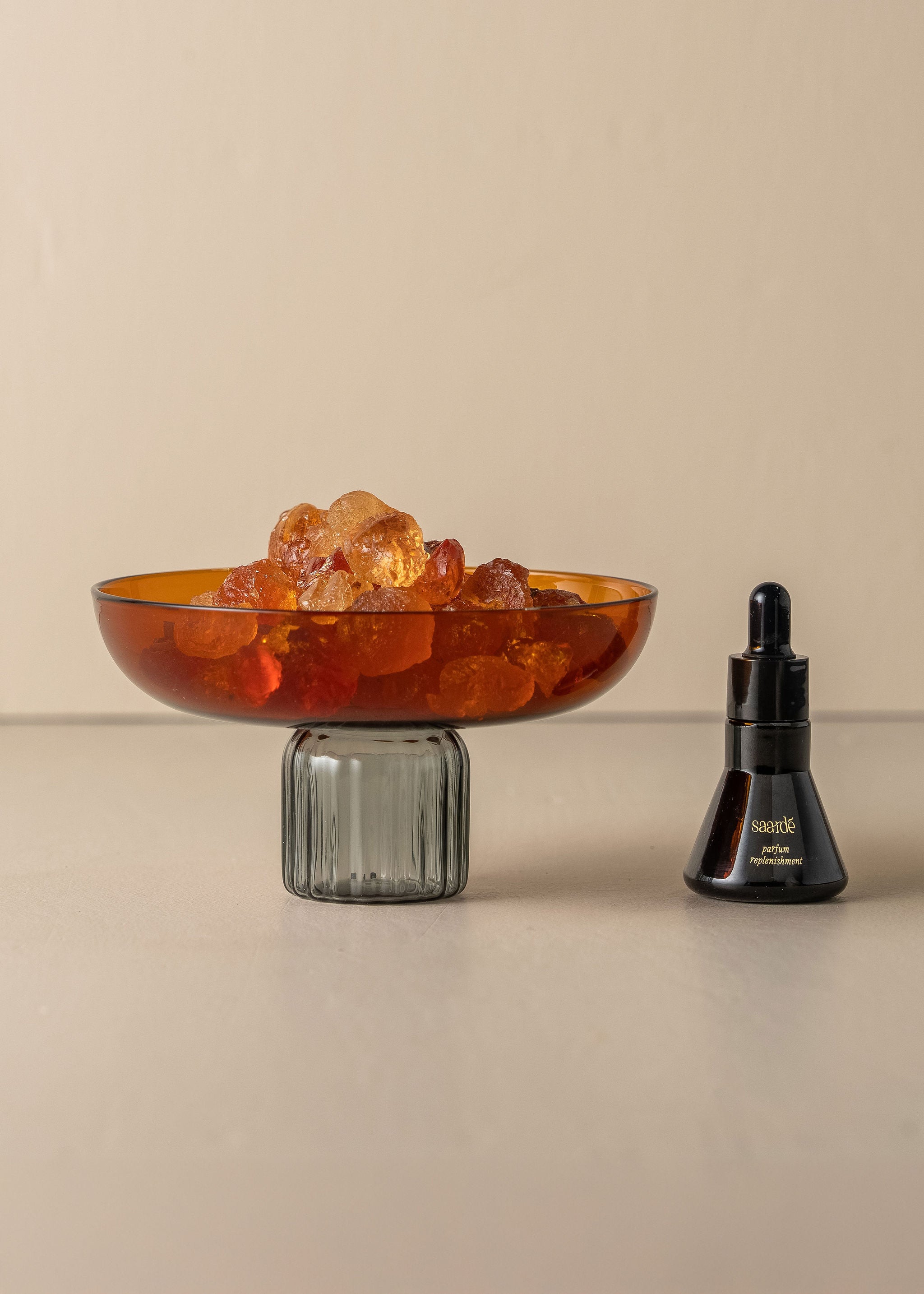 Premium Amber Home Fragrance Set with Byakudan Scent | Luxury Aromatherapy Diffuser for Living Room, Bedroom & Office | Relaxing Essential Oil Gift Set for Women & Men
