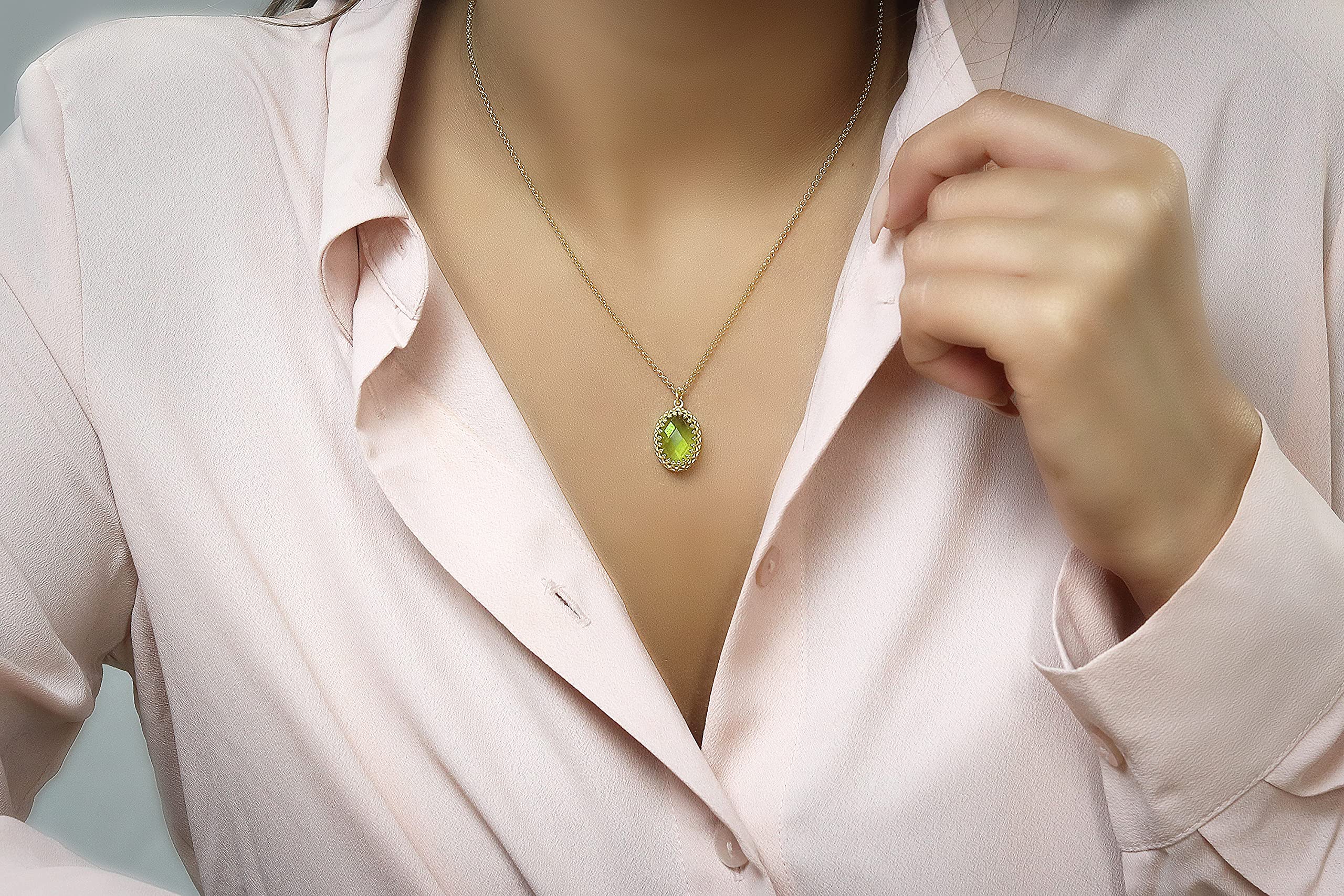 Handmade Peridot Pendant Necklace for Women - Dainty Birthstone Jewelry - Elegant Everyday Necklace Gift for Her | Perfect for Birthdays, Anniversaries & Special Occasions