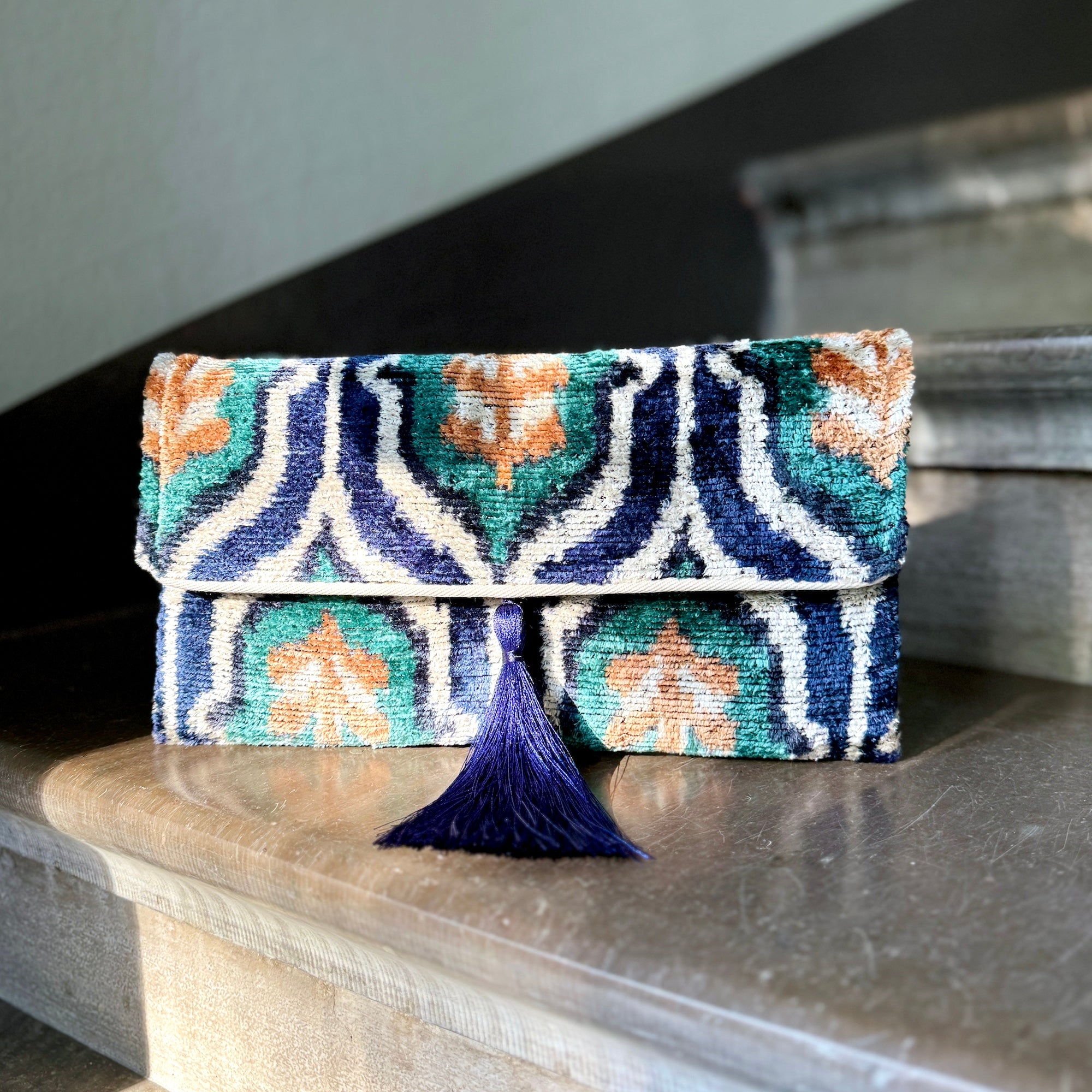 Stylish Ikat Print Clutch Bag for Women - Trendy Antibes Design Handbag - Perfect for Evening Parties, Weddings & Special Occasions