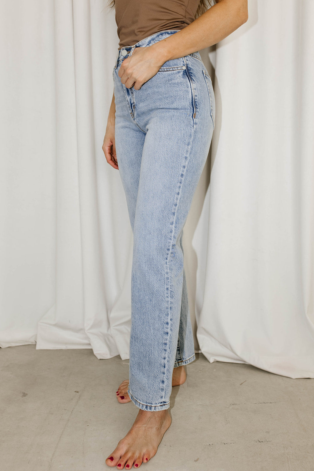 Peyton High Rise Straight Jeans for Women - Paloma Wash | Slim Fit Denim Pants | Perfect for Casual Wear & Office Outfits