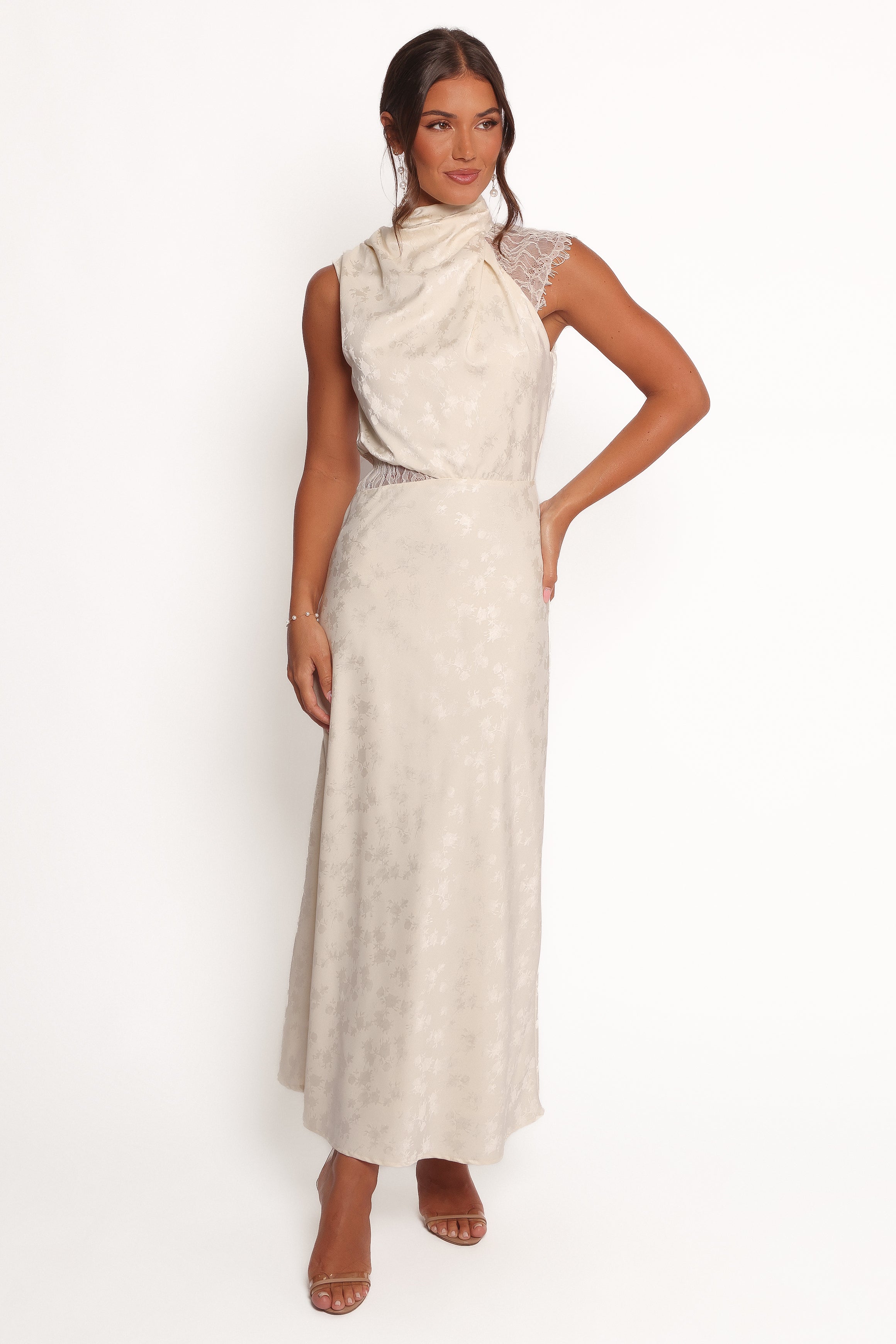 Anabelle Women's Halter Neck Lace Maxi Dress - Elegant White Summer Wedding Guest Dress for Beach Parties & Formal Occasions