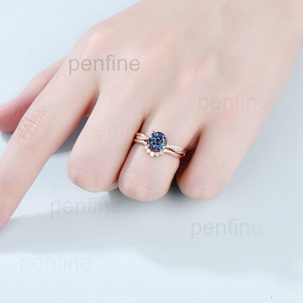 7mm Round Split Shank Alexandrite Engagement Ring Set - 14K Rose Gold Curved Moissanite Ring - 2PCS Lab Treated Alexandrite Wedding Bridal Set - Perfect for Proposals, Anniversaries & Special Occasions