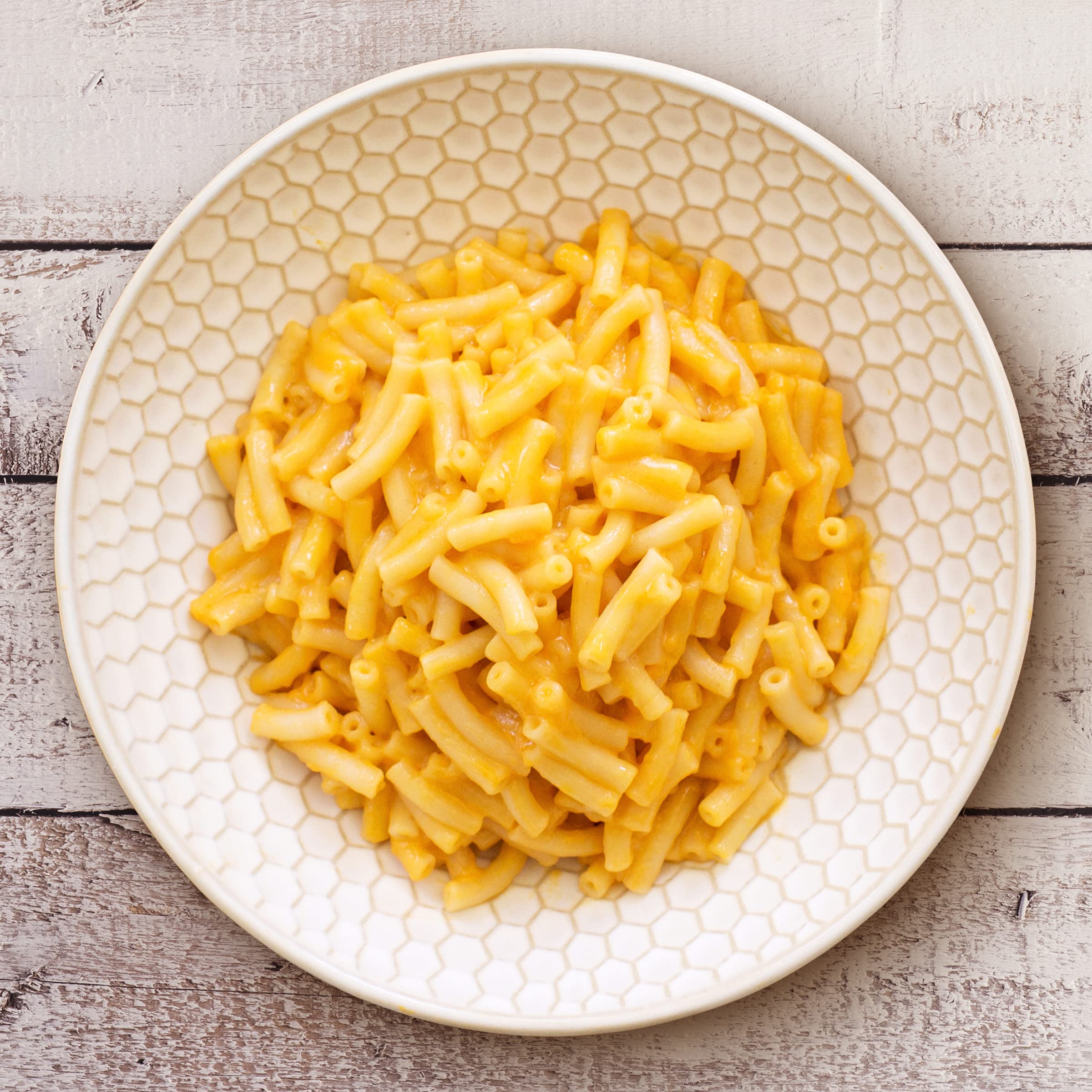 Organic Vegan Mac and Cheese - Annie's Cheddar Flavor Pasta & Sauce, Plant-Based Dinner, Side Dish or Snack, 6 oz (Pack of 12) | Quick Easy Meals, Kids Lunch Box, College Dorm Food, Healthy Comfort Food