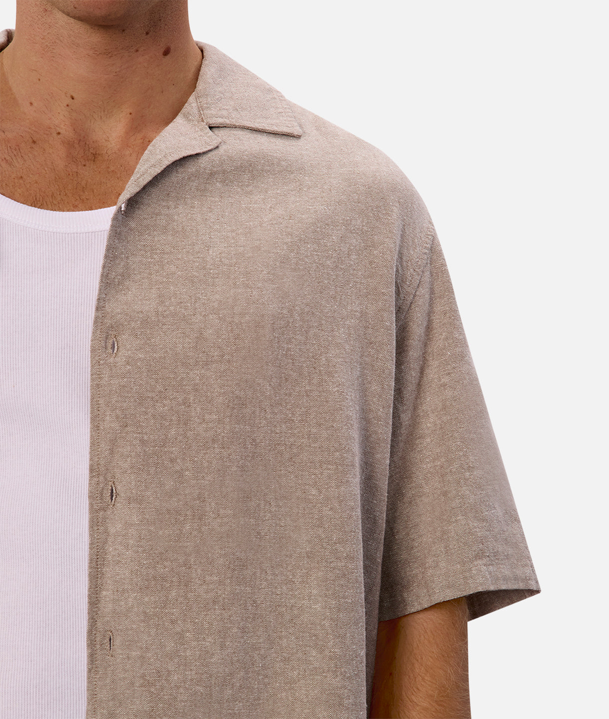 Fossil Havana Short Sleeve Shirt for Men - Casual Button Down Shirt for Summer, Travel, and Outdoor Activities