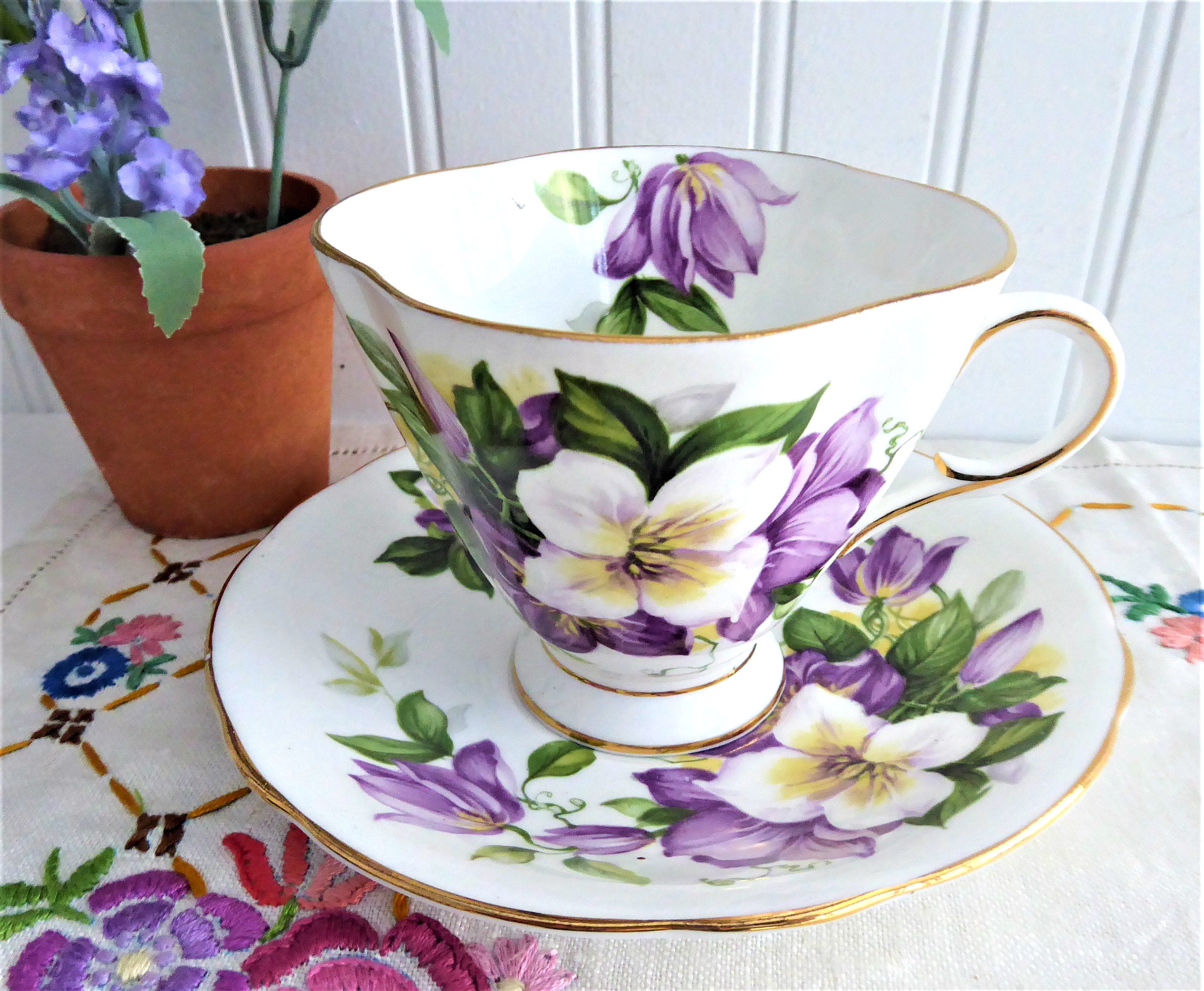Vintage 1950s Windsor English Bone China Purple Clematis Cup and Saucer Set - Floral Tea Set for Afternoon Tea, Collectible Fine China for Home Decor