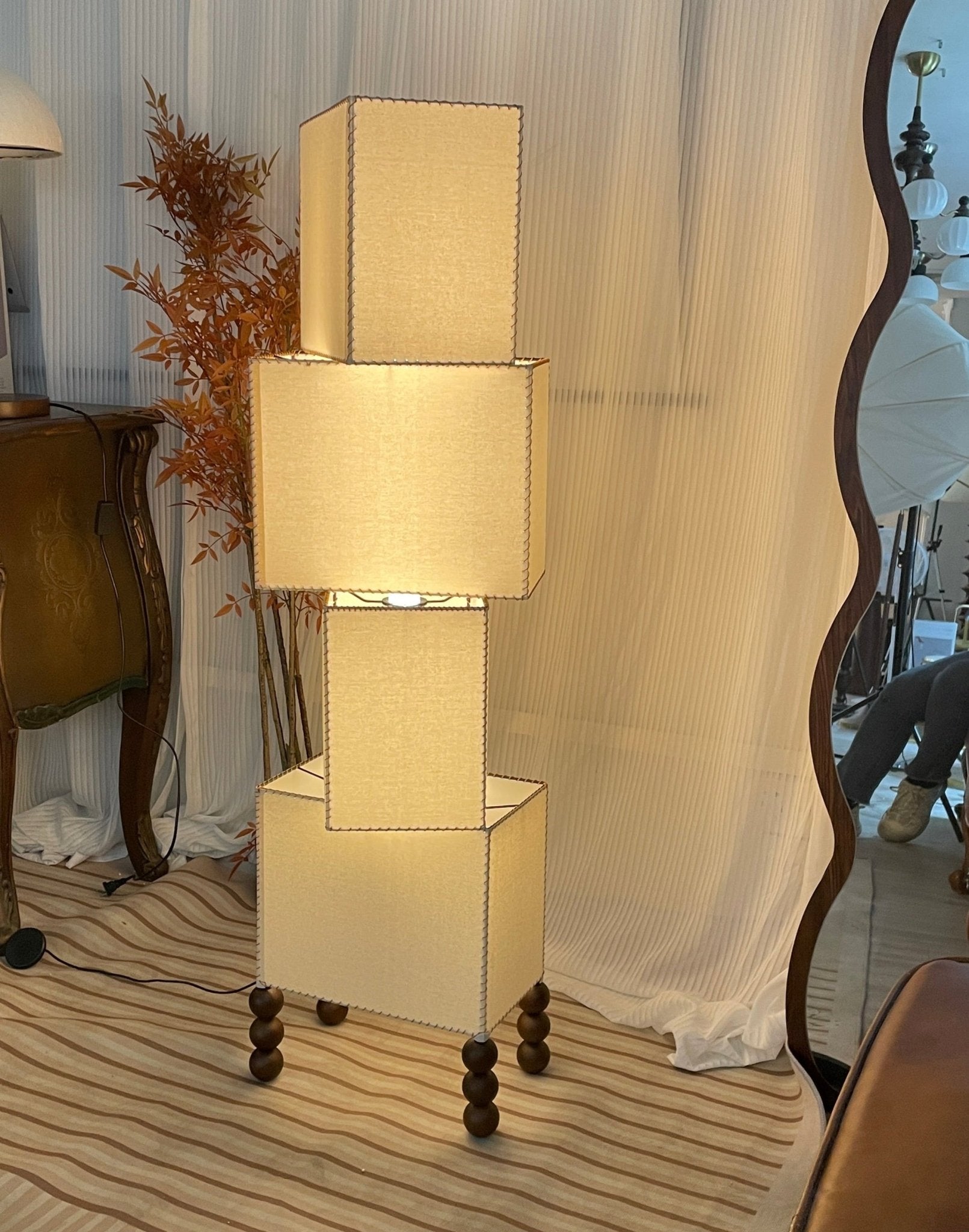Cubia Modern Fabric Floor Lamp with Adjustable Height - Soft Ambient Lighting for Living Room, Bedroom, or Office Decor