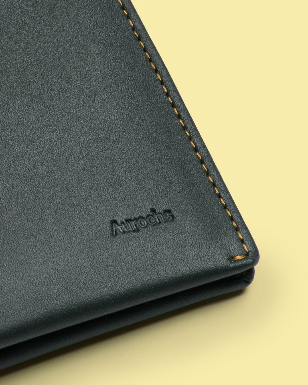 Premium RFID Blocking Gravity Bifold Wallet for Men - Slim Leather Money Clip & Card Holder - Perfect for Travel, Business & Everyday Use