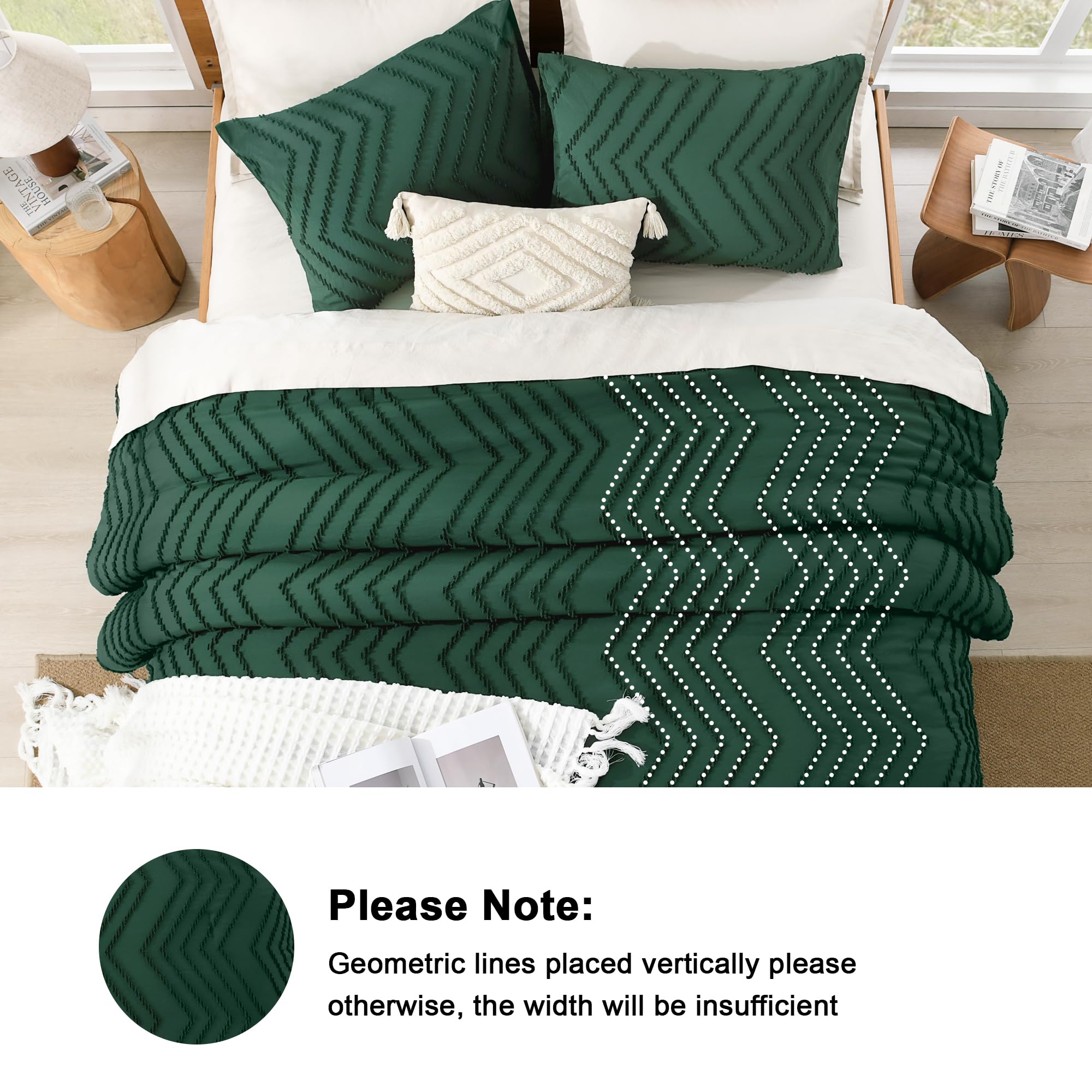 Litanika King Size Comforter Set - Dark Emerald Green 3 Piece Lightweight Down Alternative Bedding, Tufted Fluffy Comforter for All Seasons | Perfect for Master Bedroom, Guest Room & Gift Giving