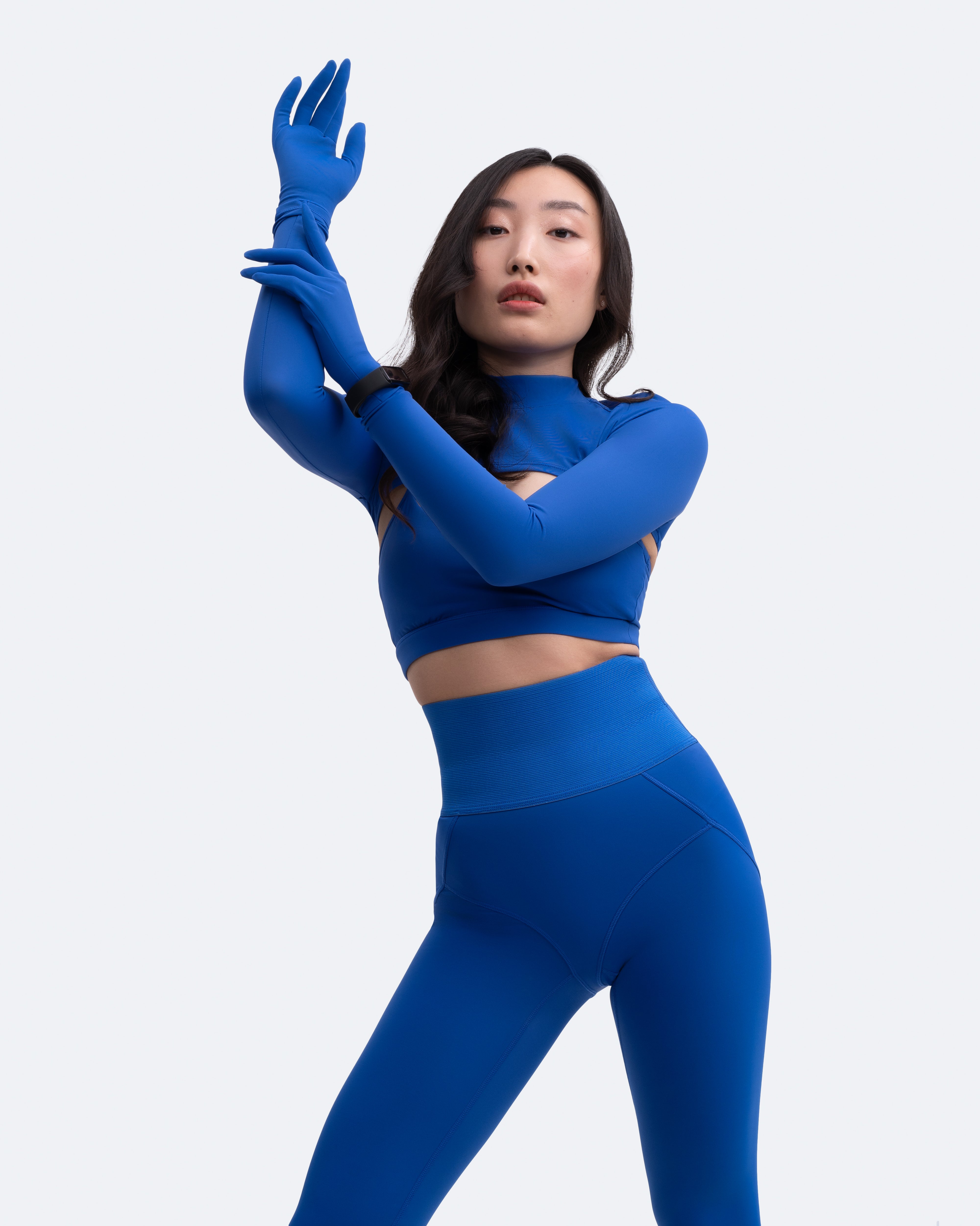 Women's Glove Sleeve Crop Top - Fashionable Long Sleeve Bodycon Shirt for Workout, Yoga & Streetwear