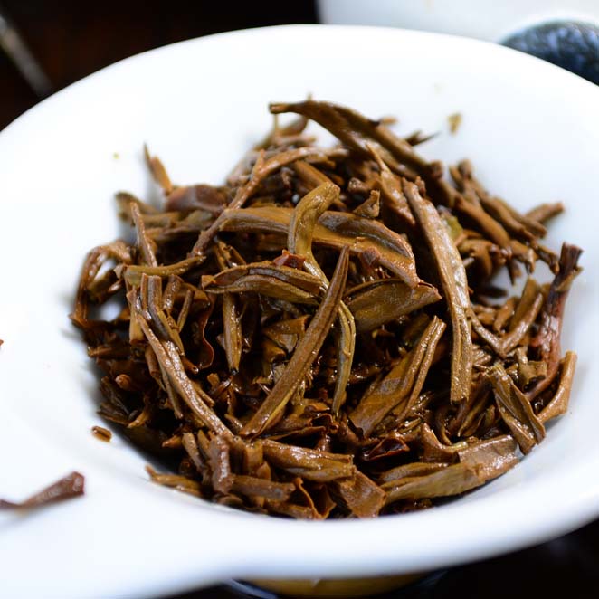 Premium Organic Pu-erh Tea Cake - Aged Black Tea for Weight Loss & Digestion | Perfect for Relaxation, Gifts & Tea Ceremonies