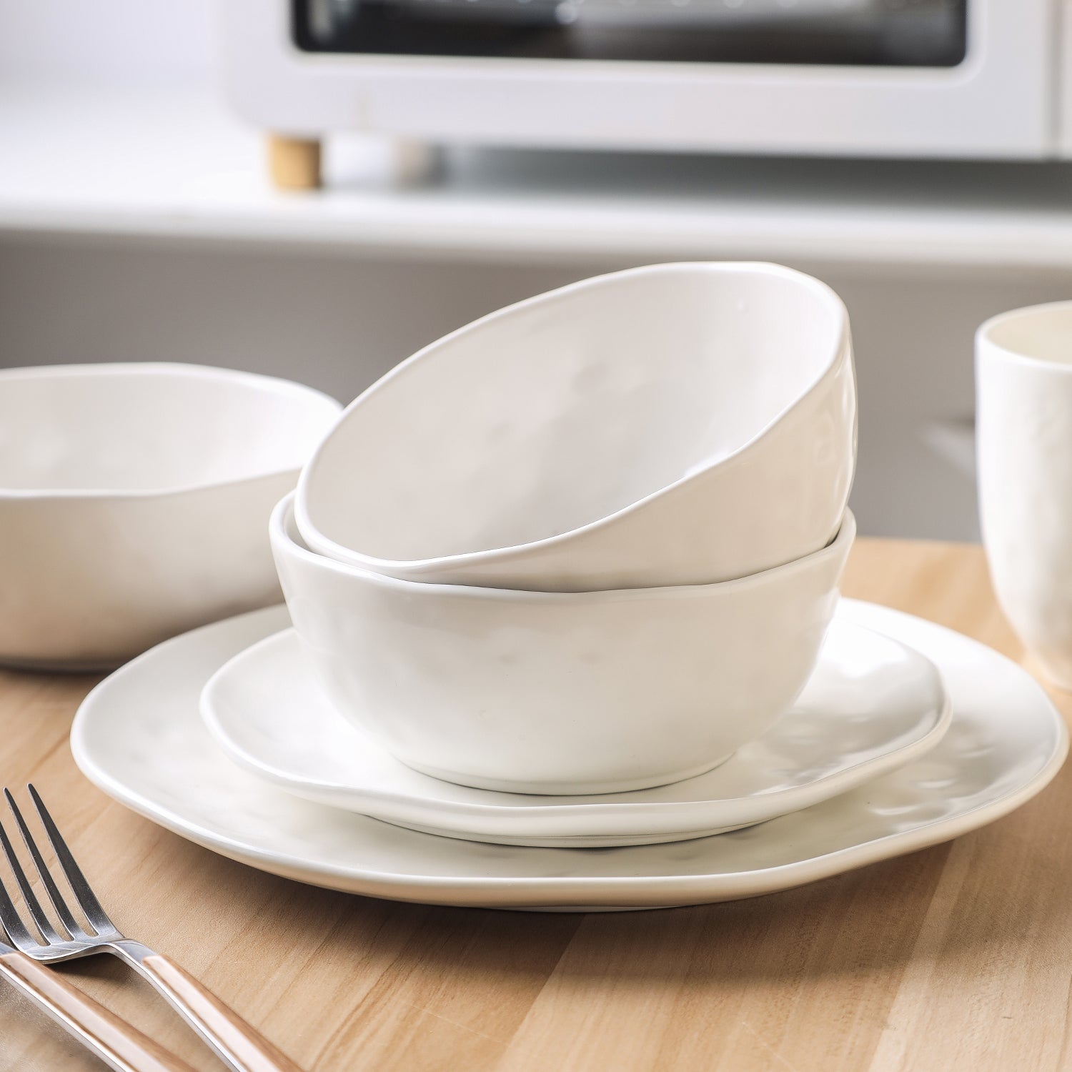 Premium Ivy Porcelain Dinnerware Set - Elegant White 12-Piece Dinner Set for Formal Dining, Wedding Registry & Special Occasions
