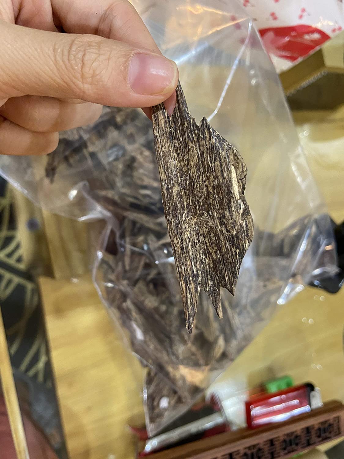Premium Grade A+++ Wild Agarwood Chips - 100% Natural Aloeswood Incense from Quang Nam, Vietnam (500g) | Luxury Aromatherapy, Meditation & Spiritual Ceremonies