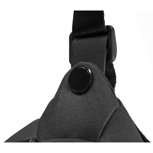 Peak Design Everyday Sling Bag 3L (Black) - Compact Camera Bag for DSLR & Mirrorless - Perfect for Travel, Hiking & Urban Commute
