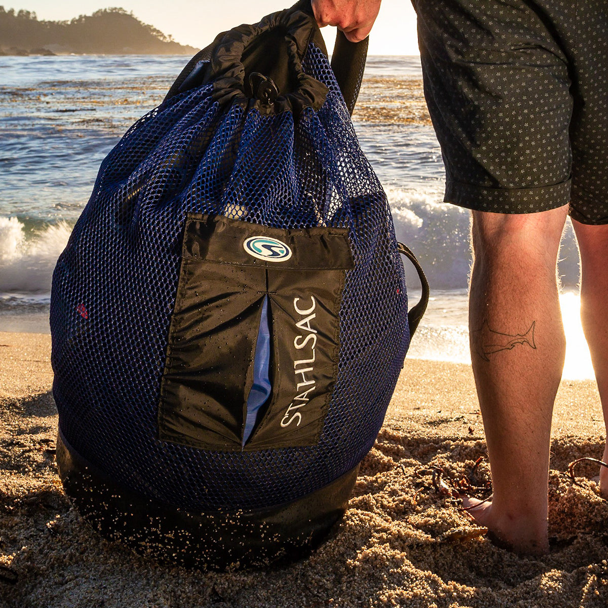 Bonaire Mesh Backpack - Lightweight & Breathable Hiking Daypack for Men & Women - Perfect for Travel, Gym, School & Outdoor Adventures