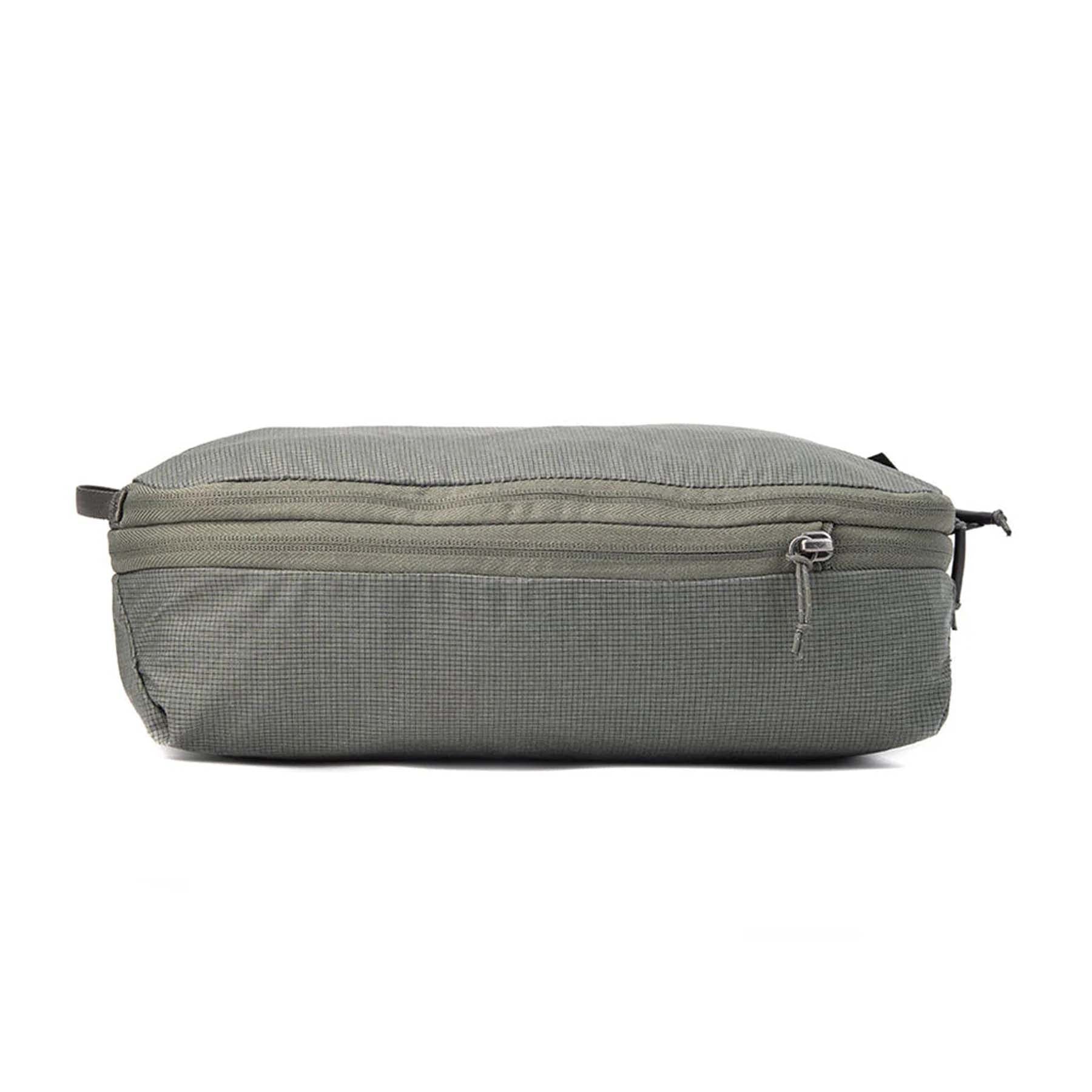 Peak Design Medium Packing Cube - Travel Organizer for Clothes & Accessories - Perfect for Backpacks, Suitcases & Carry-On Luggage
