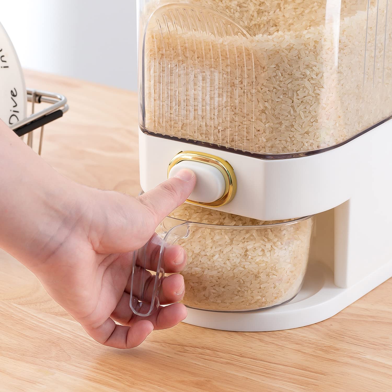 Sooyee 11Lbs Clear Rice Dispenser with Measuring Cup - Airtight Food Storage Container for Kitchen Pantry Organization - Perfect for Rice, Grains, Cereal, Beans, Pasta & Dry Food Storage - Ideal for Home, Restaurant & Bulk Food Storage