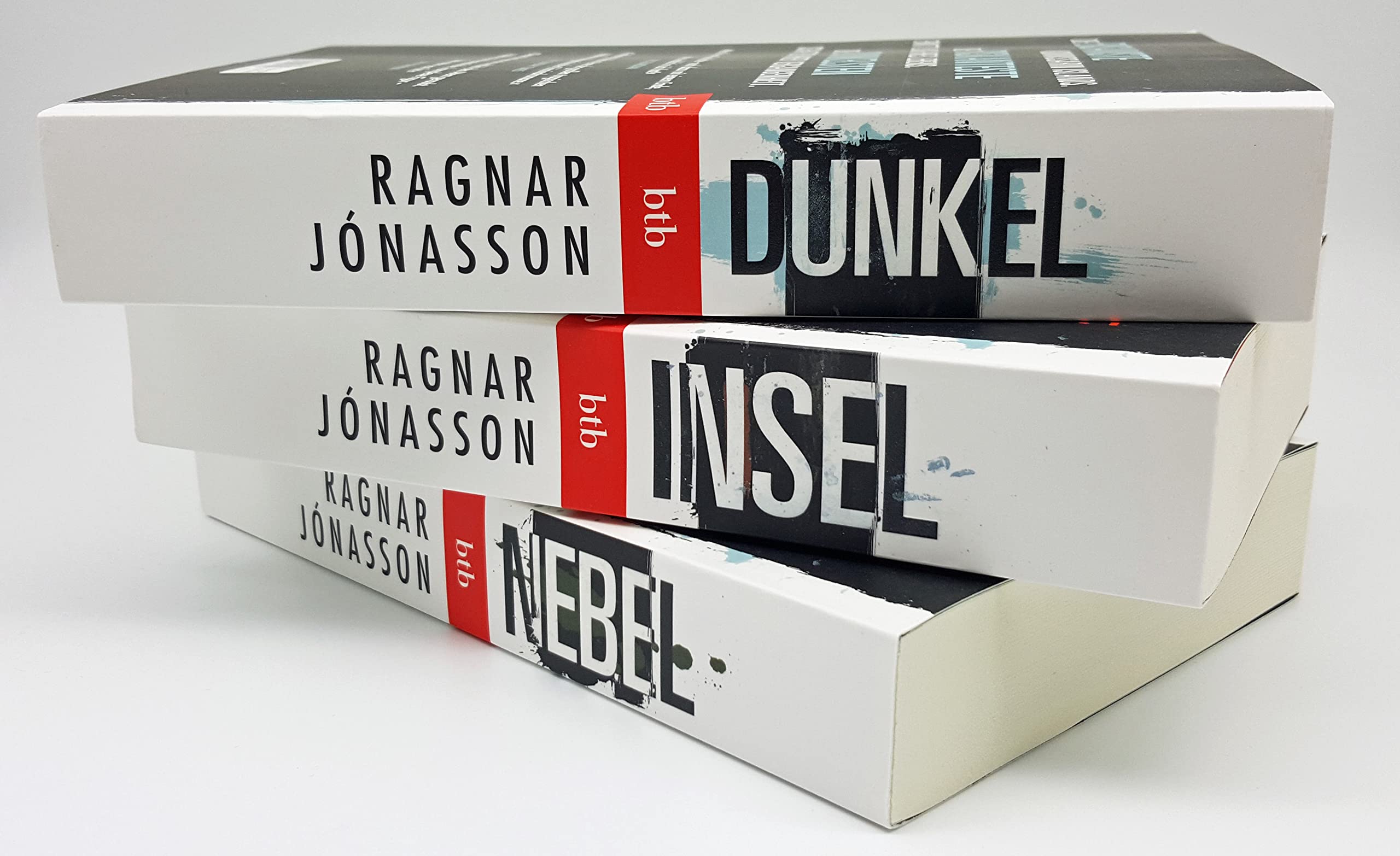 DUNKEL Thriller Book - Suspense & Mystery for Night Reading