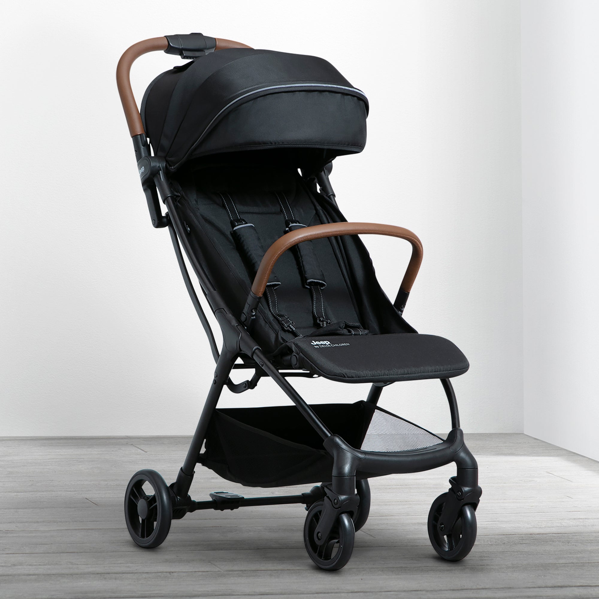 Black (001)