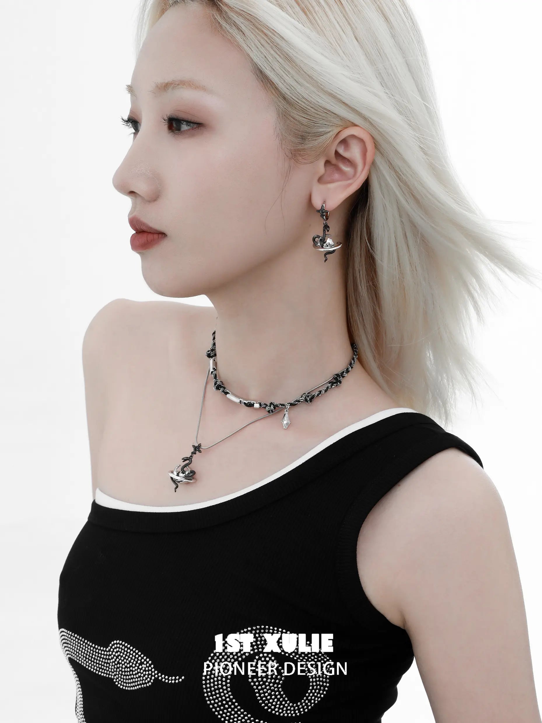 18k Platinum Plated Snake Bite Serpent Link Pendant Necklace - White & Black Entwined Design for Gothic Jewelry Lovers | Perfect for Halloween, Dark Fashion & Statement Accessories