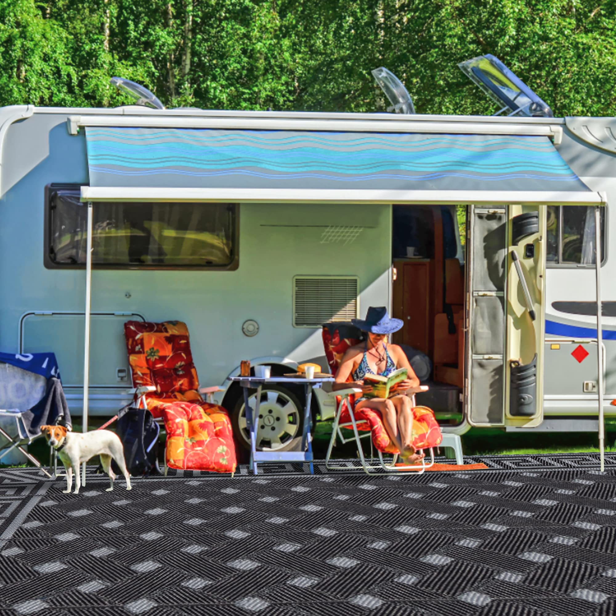 Reversible Plastic Straw Rug - 9' x 12' Black & Grey Outdoor Floor Mat for Patio, Deck, Backyard, RV, Beach & Camping - Durable & Modern Area Rug for Picnics, Lounging & Outdoor Entertaining