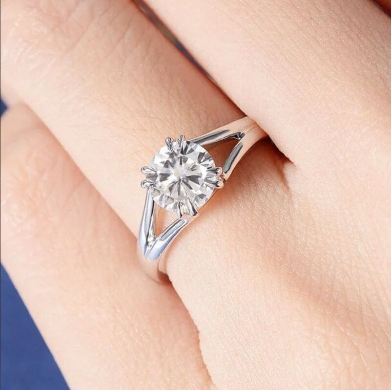 Dainty Round Cubic Zirconia Wedding Ring - Elegant Bridal Jewelry for Women | Perfect for Engagement, Proposal, Anniversary & Special Occasions