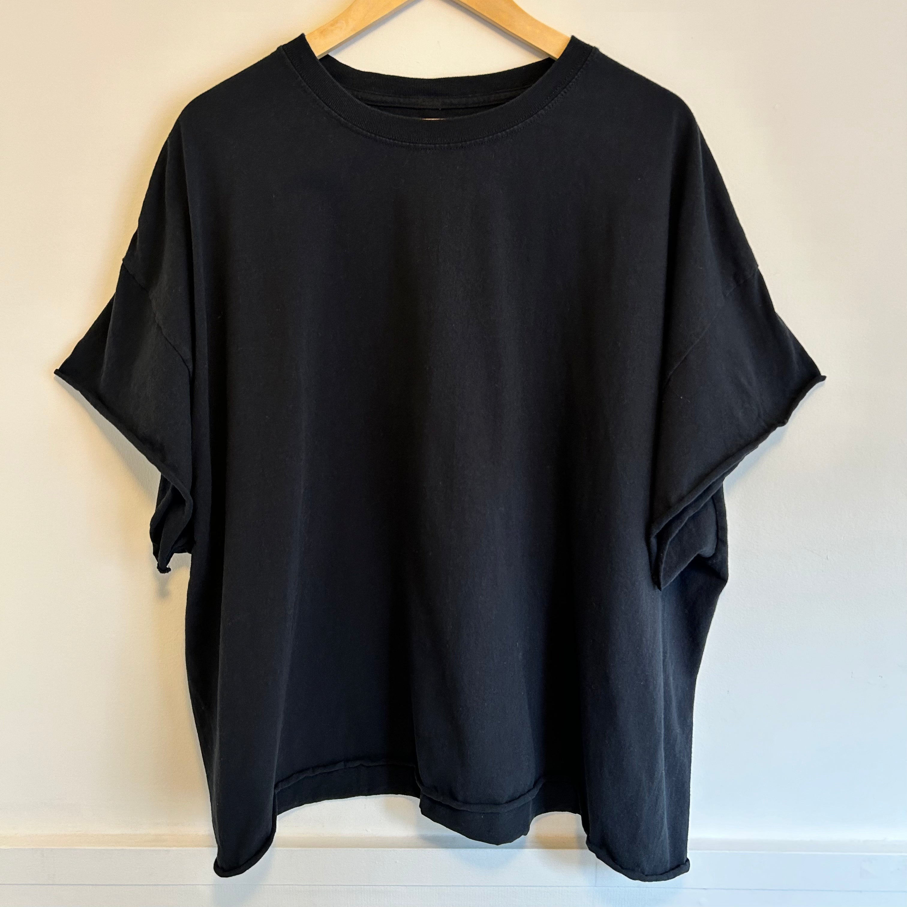 Black Cut Off T-Shirt for Men - 2XL Plus Size | Comfortable & Stylish Muscle Tee for Gym, Workout & Casual Wear