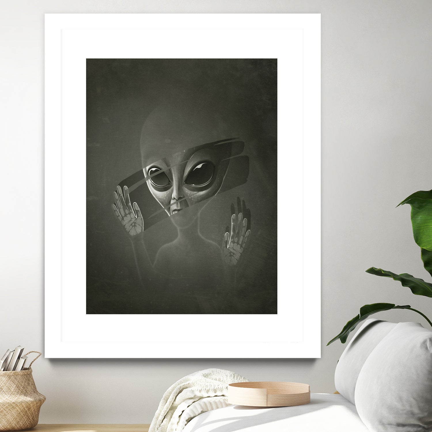 Alien 1 - Premium Collectible Figurine for Sci-Fi Fans & Gift Lovers | Perfect for Home Decor, Office Display, and Movie-Themed Collections