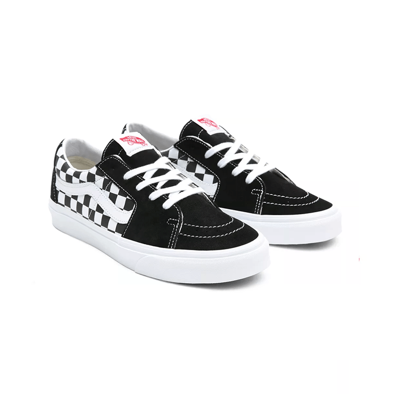 VN0A4UUK4W7 SUEDE SK8 LOW Unisex Sneakers - Comfortable Casual Shoes for Men & Women - Perfect for Streetwear, Skateboarding & Everyday Wear